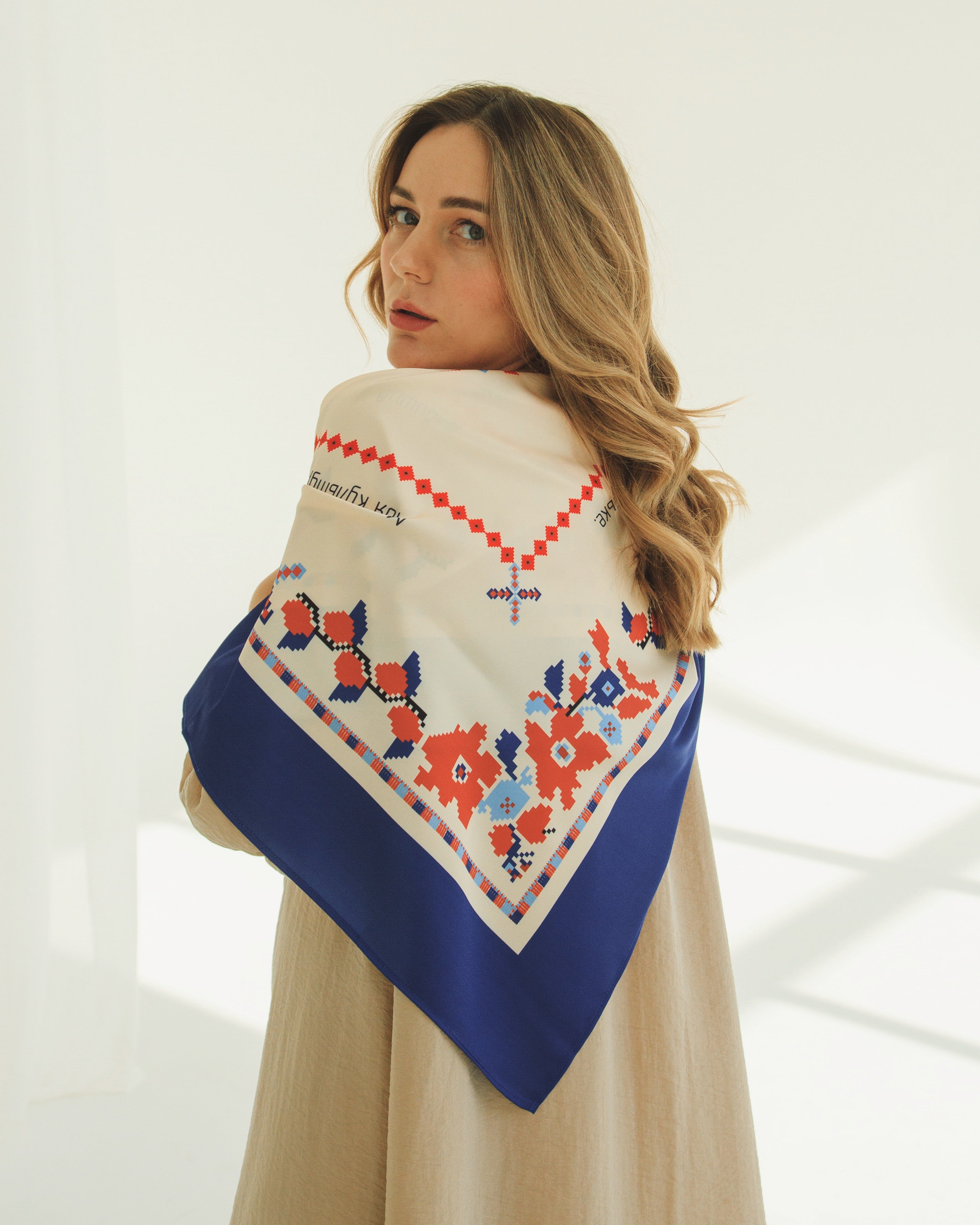 Scarf "Pereginske"