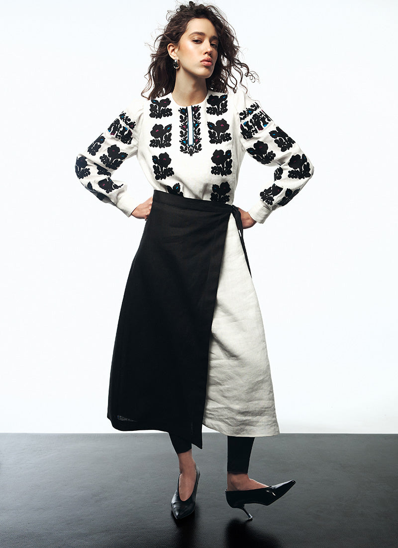 “Dzvin” Linen Embroidered Dress