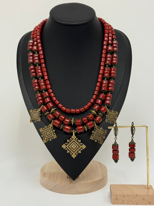 3-row Red Necklace from Kosiv Ceramics with Brass Zgardas