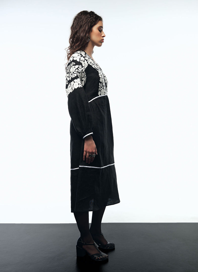 “Poklyk” Black Linen Embroidered Dress