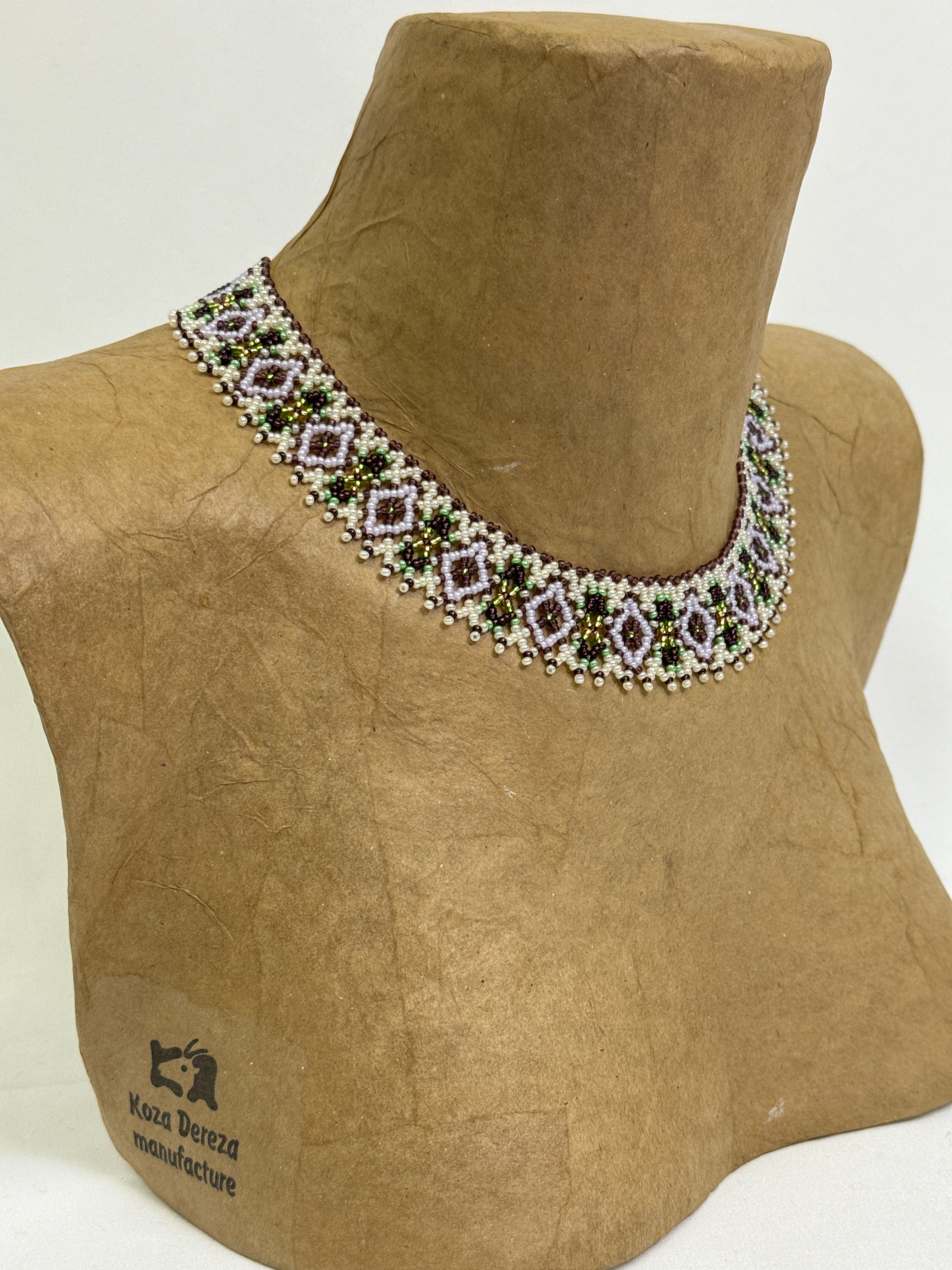 Beaded Necklace "Lilac"