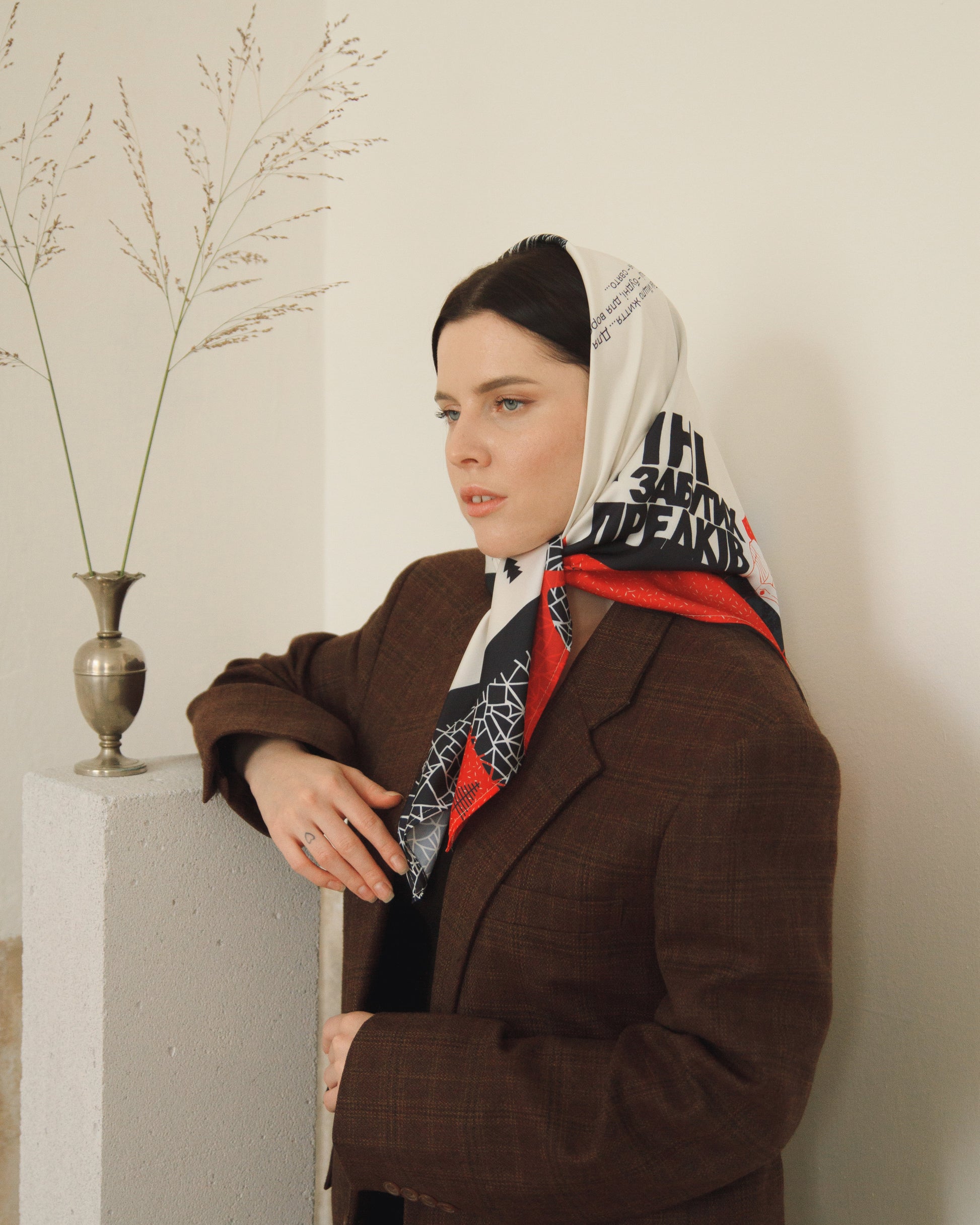 Scarf "Shadows of Yakutovych"
