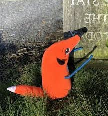 Souvenir "Fox with blue paws" (larger)