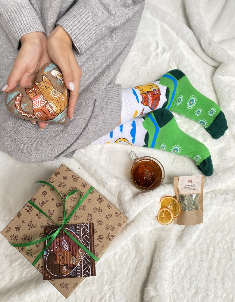 Souvenir "Socks with cats"