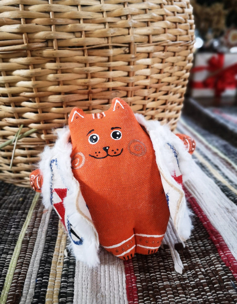 Souvenir "Fatty Cat in a sheepskin mantle (red)"