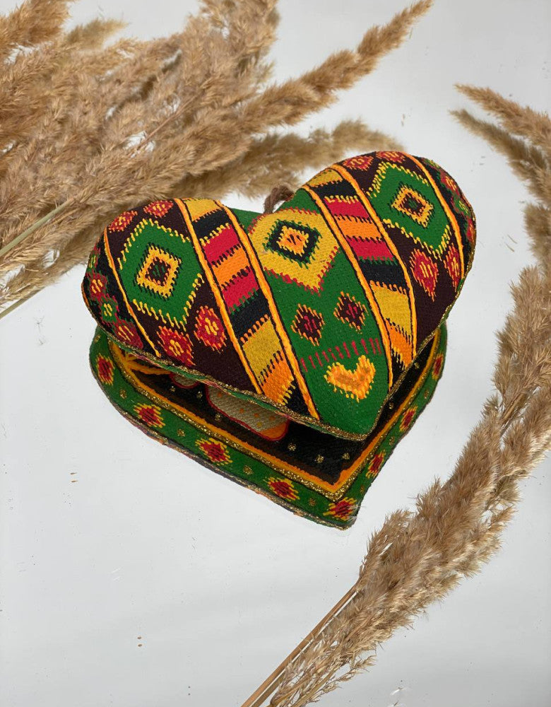 Souvenir coffee heart "carpet"