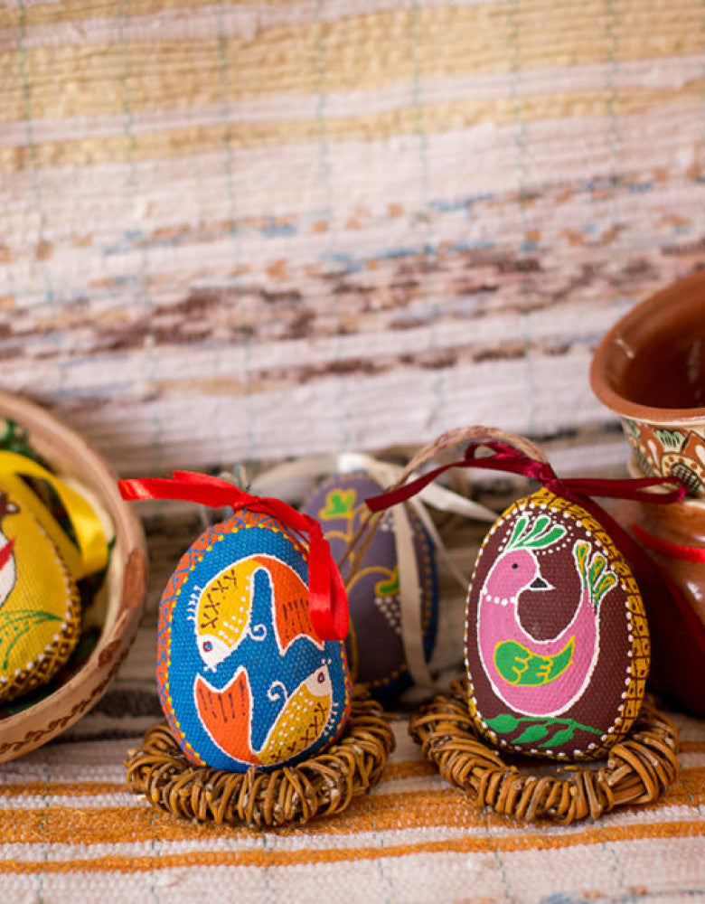 Souvenir "Small Blue Easter Egg with Fishes"