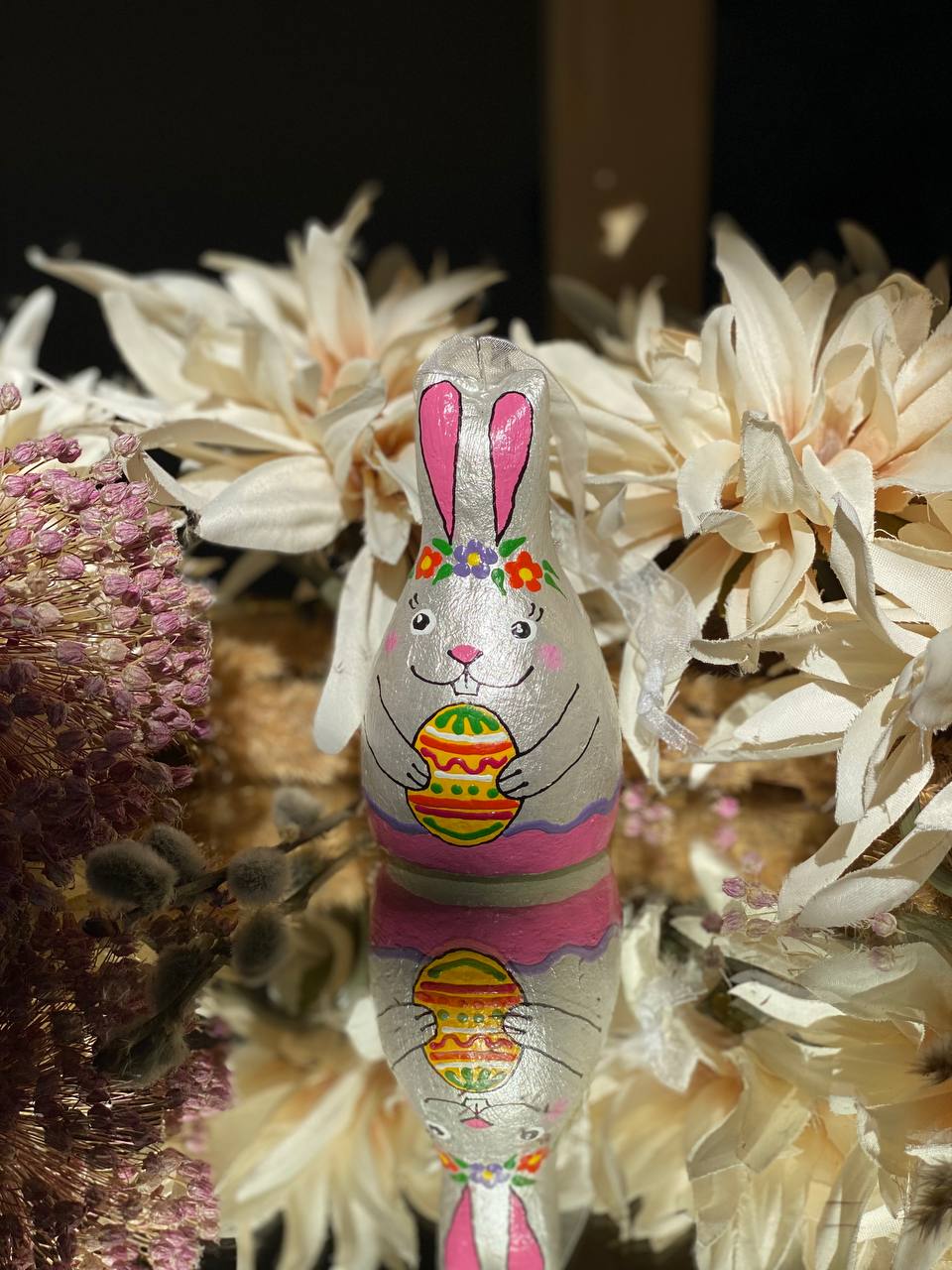 Easter souvenir "Bunny with an Easter egg"