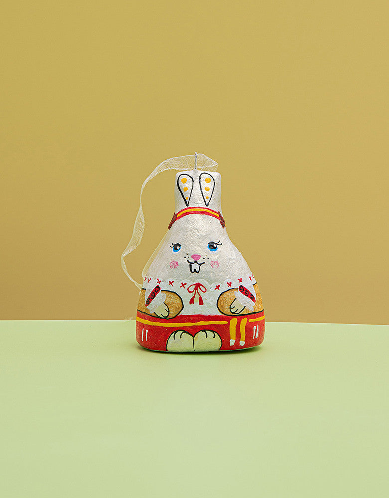 Souvenir "Bunny (girl) in an embroidered dress"