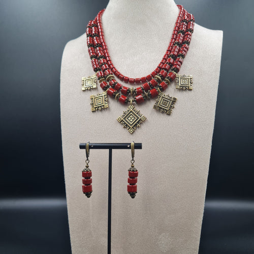 3-row Red Necklace from Kosiv Ceramics with Brass Zgardas