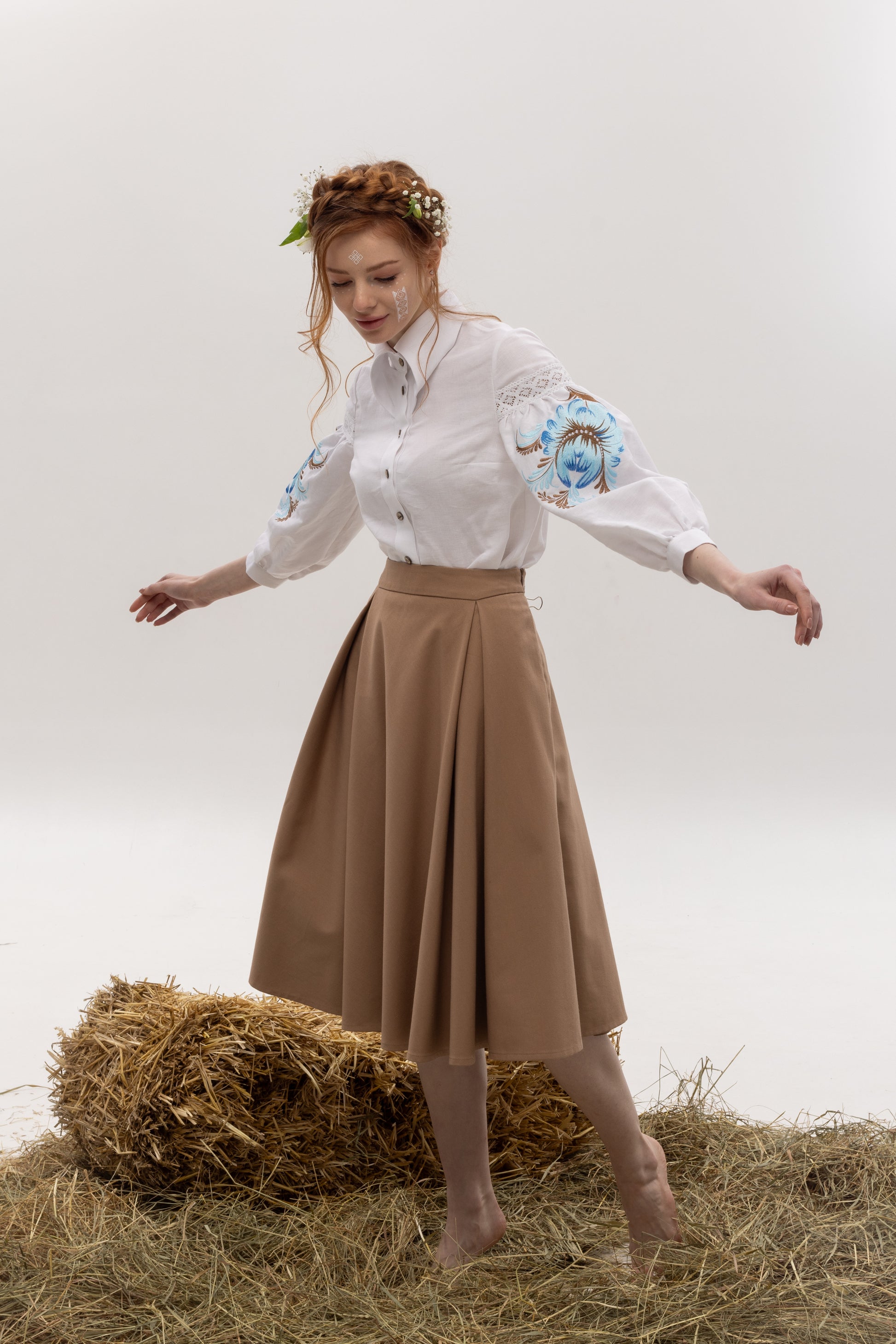 Blouse with embroidery "Flower"