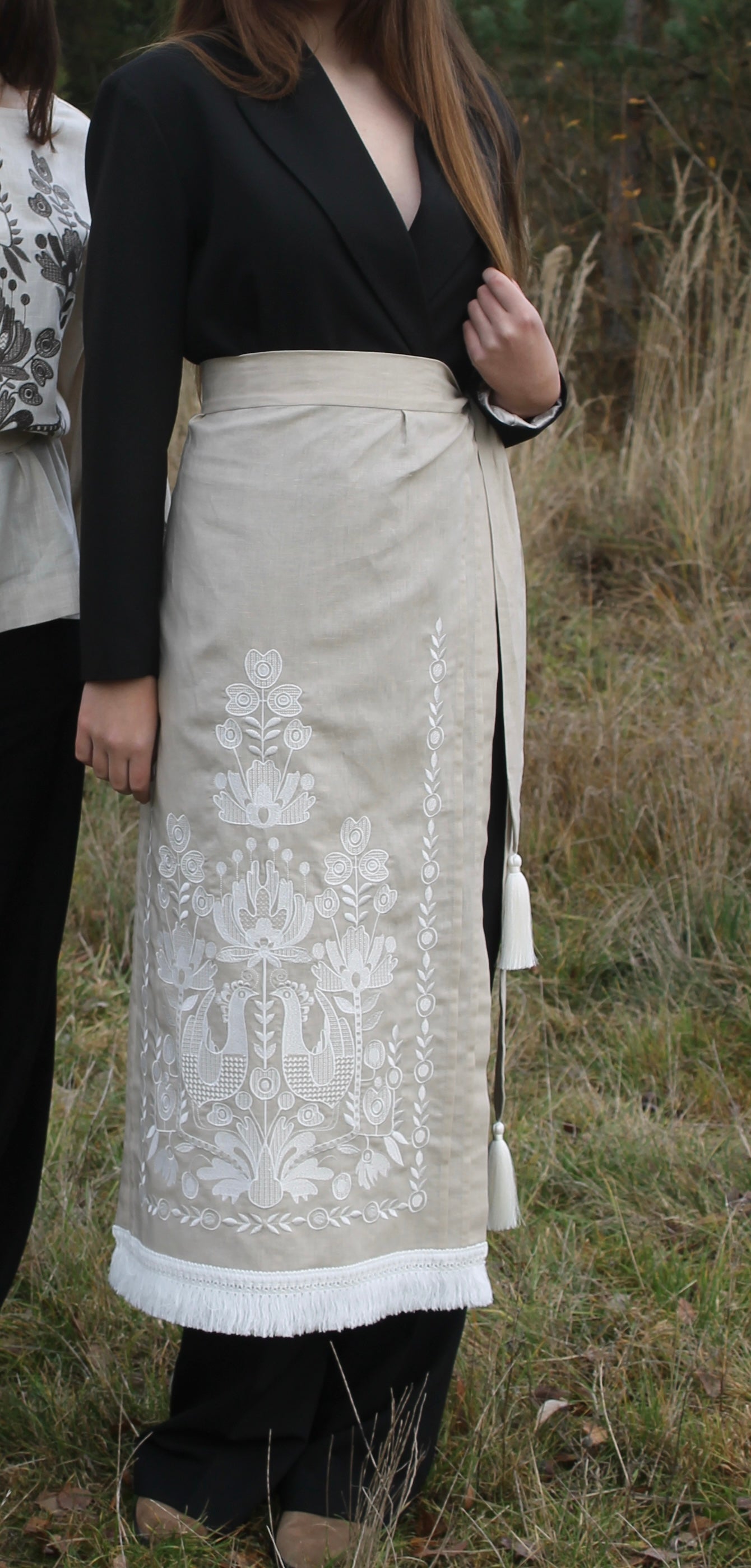 Linen Zapaska (Prypinda) with Traditional Ukrainian Embroidery