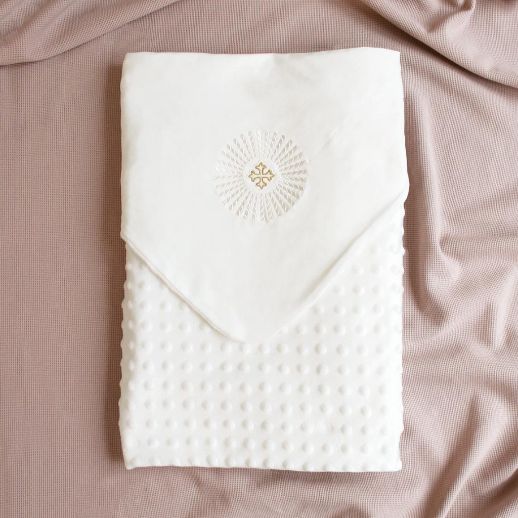 “Rays of Love” Baptism Blanket | Christening Kryzhmo