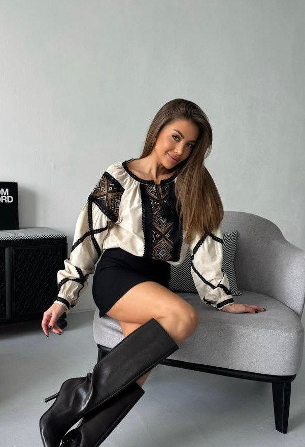 Women's Geometric Embroidered Blouse with Black Lace – Ivory