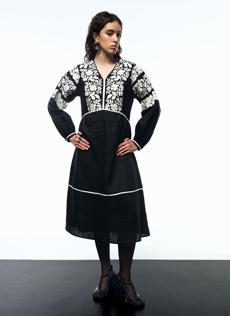 “Poklyk” Black Linen Embroidered Dress