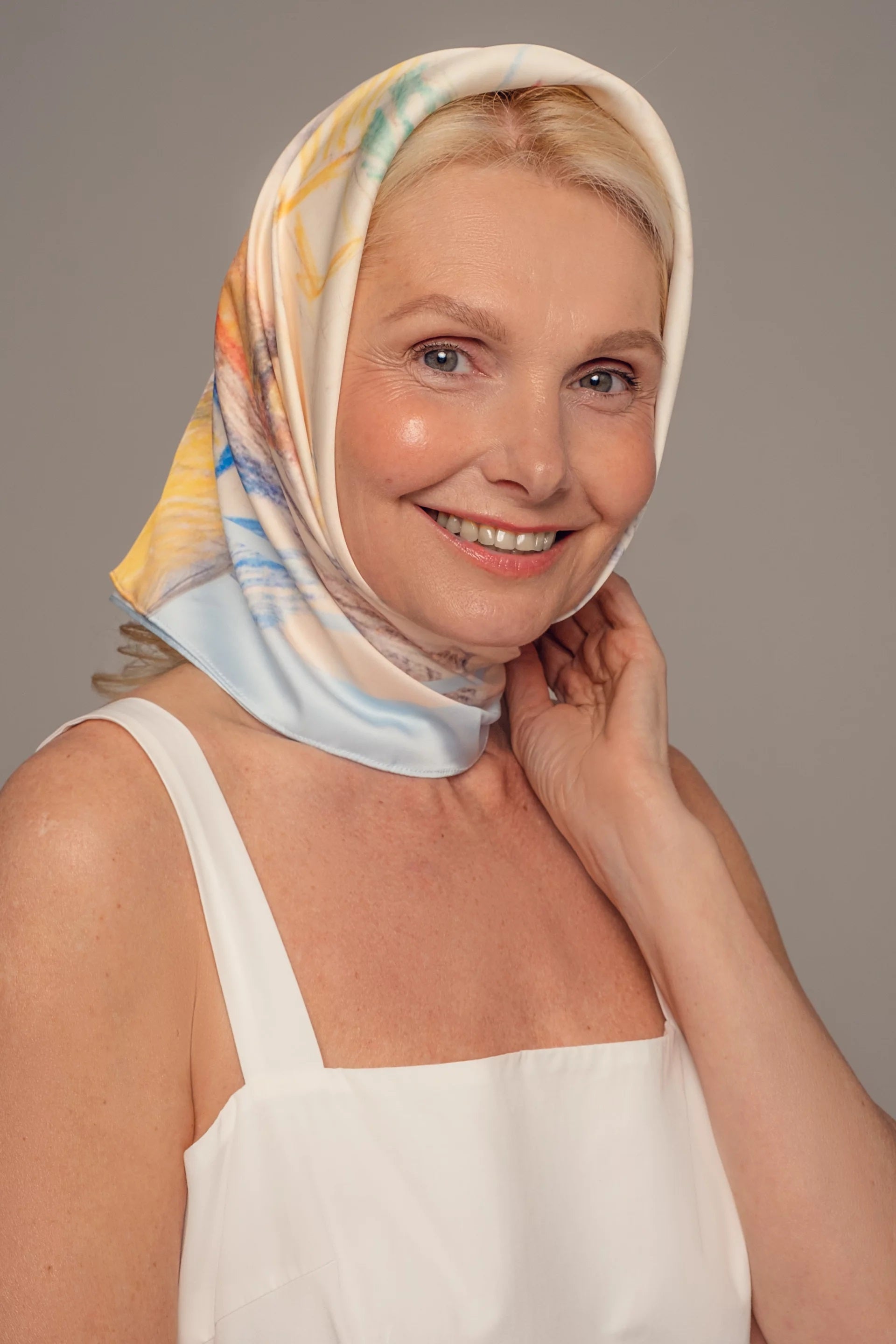 Scarf "Mother and Child"