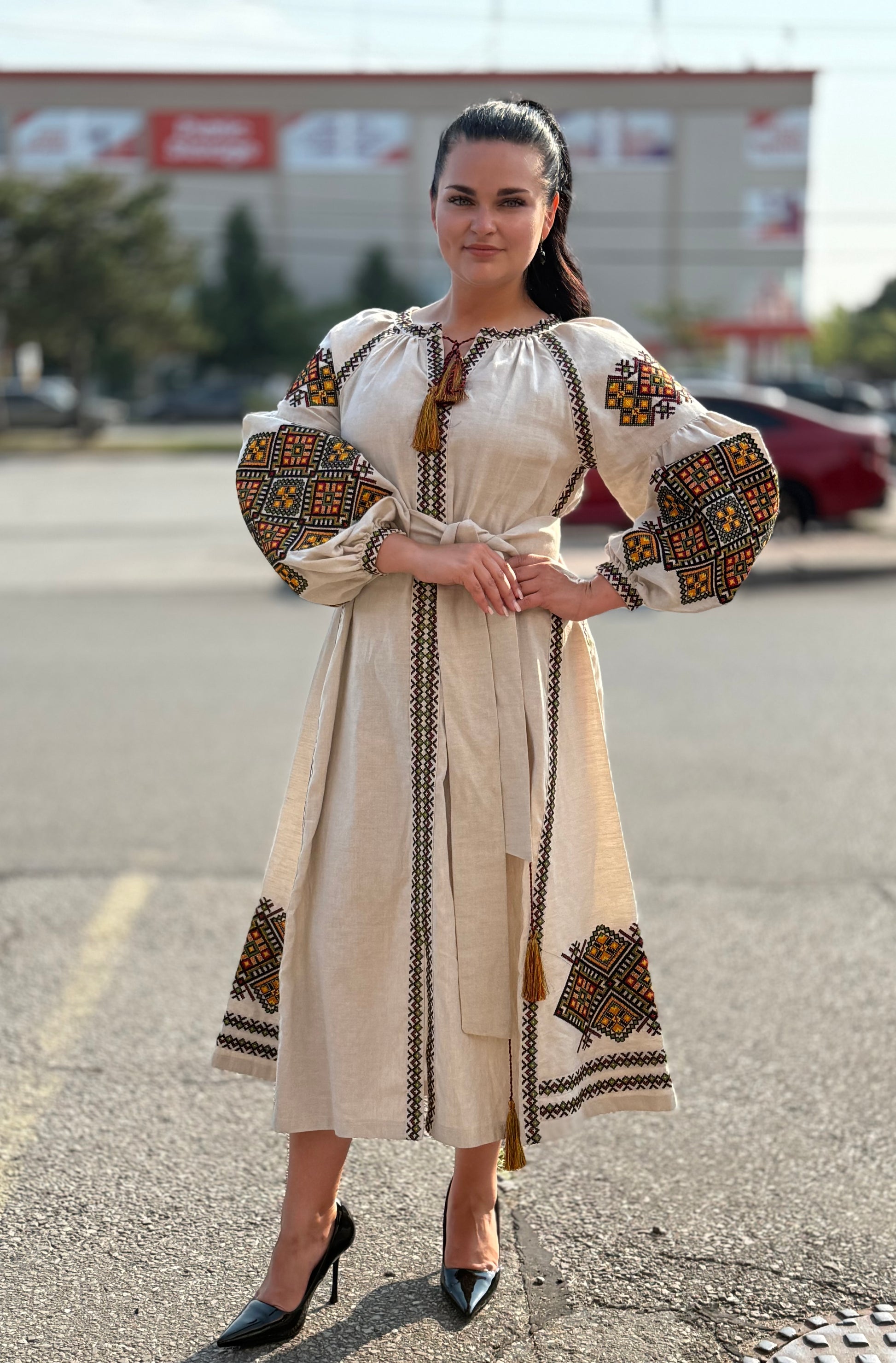 Embroidered dress "Carpathian"