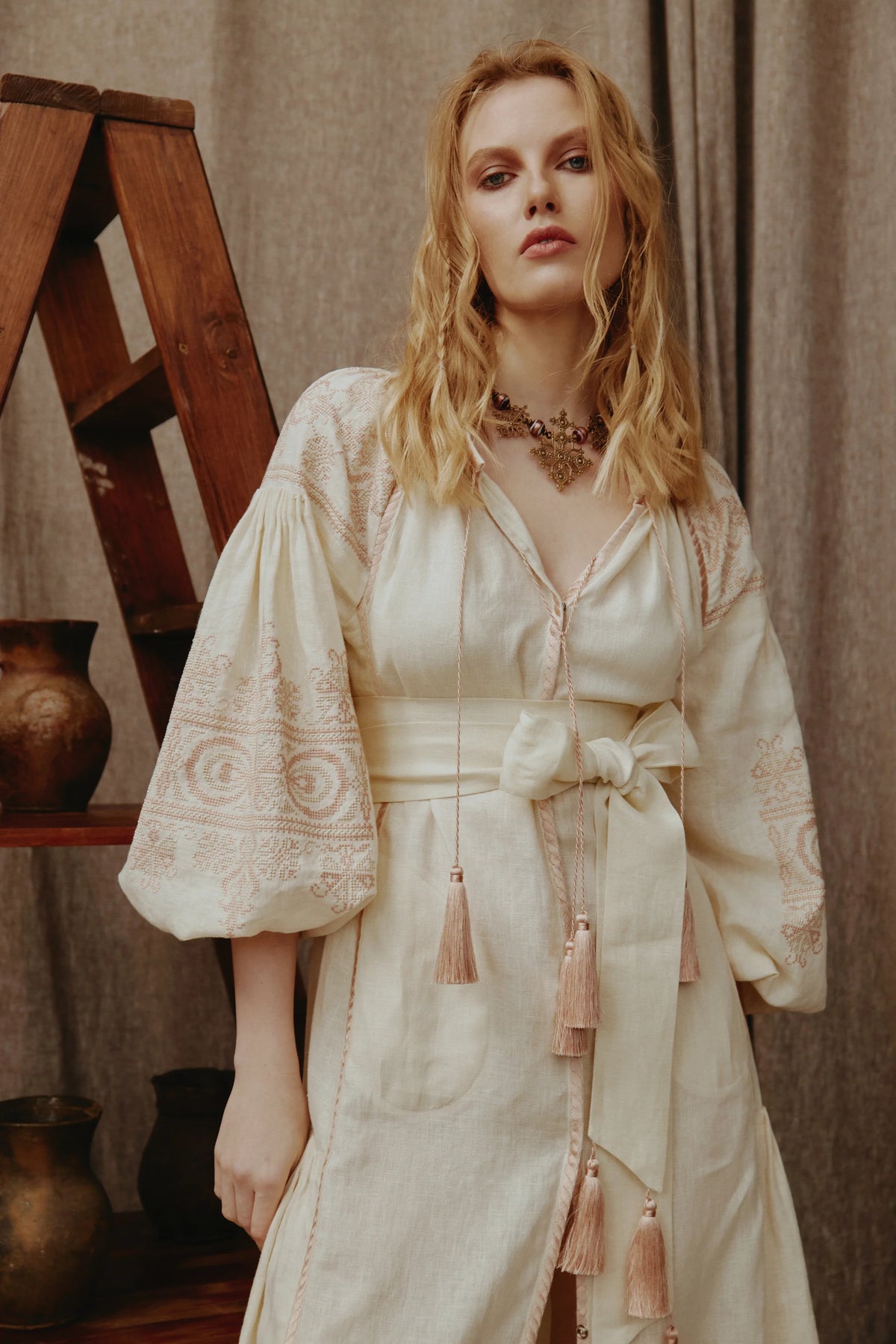 “Urochysta” Linen Maxi Embroidered Dress – Cream