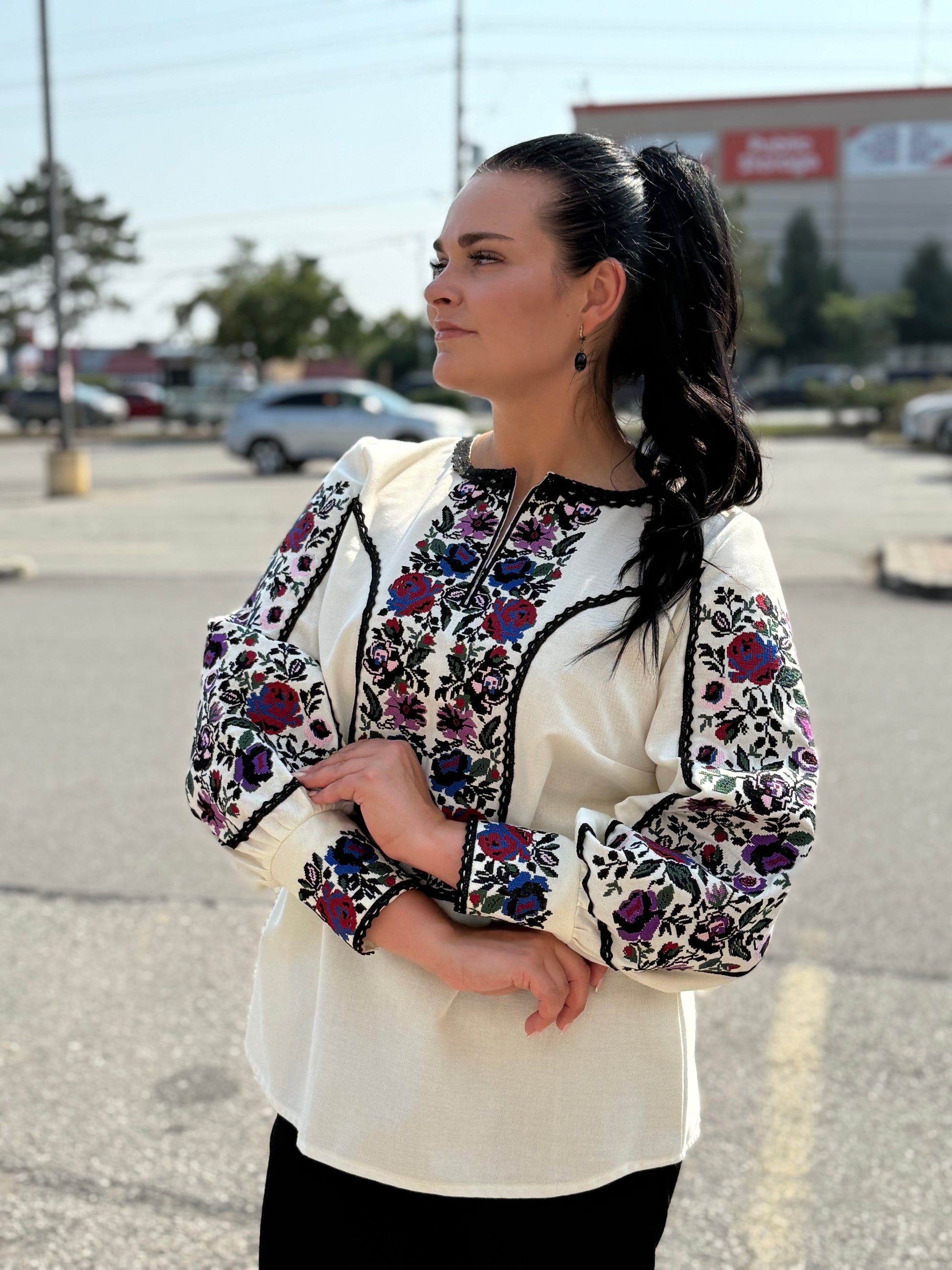 Women’s Embroidered Shirt "Kucheriava" – Crem Ukrainian Vyshyvanka with Floral Motifs