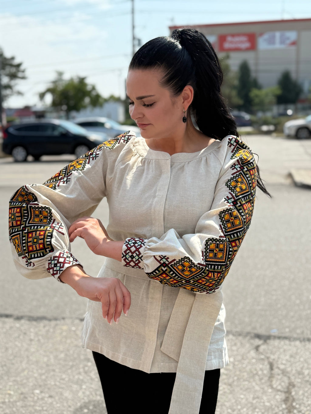 Women’s Vyshyvanka Linen Long Sleeve In Ukrainian Traditions