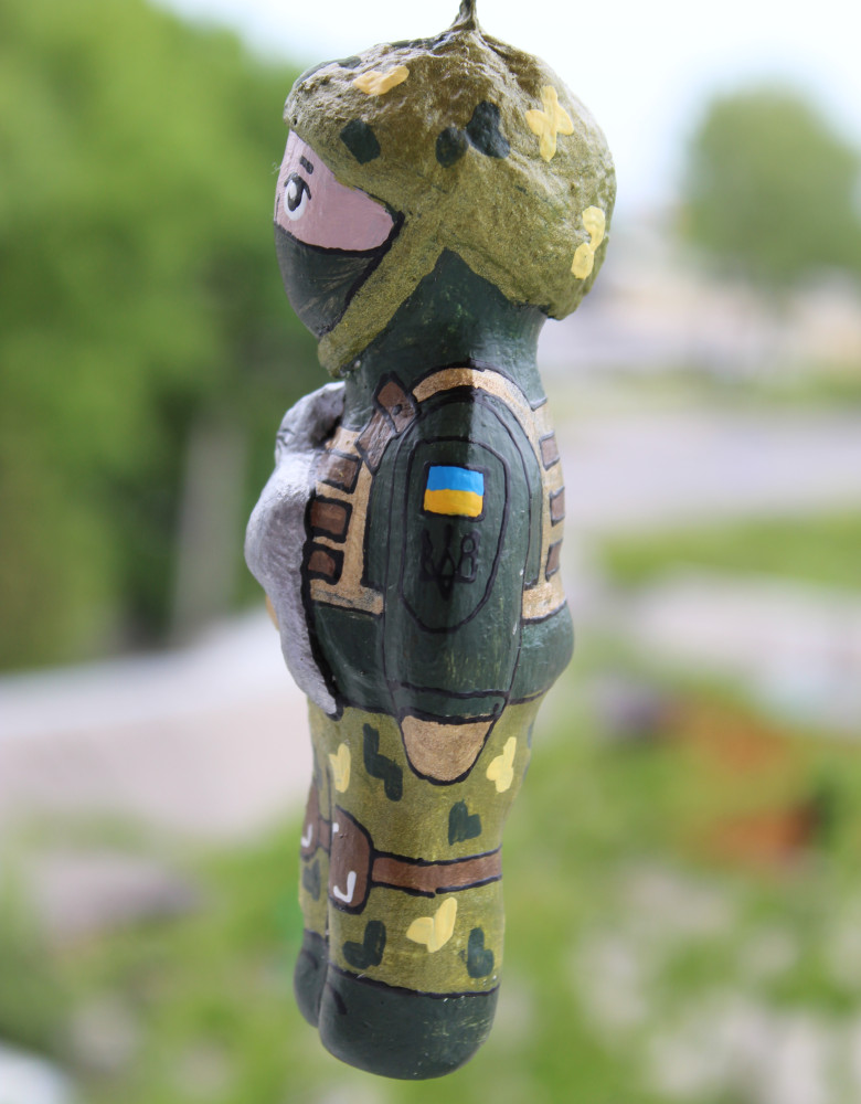 Souvenir "Defender with Cat" (Sculpture)