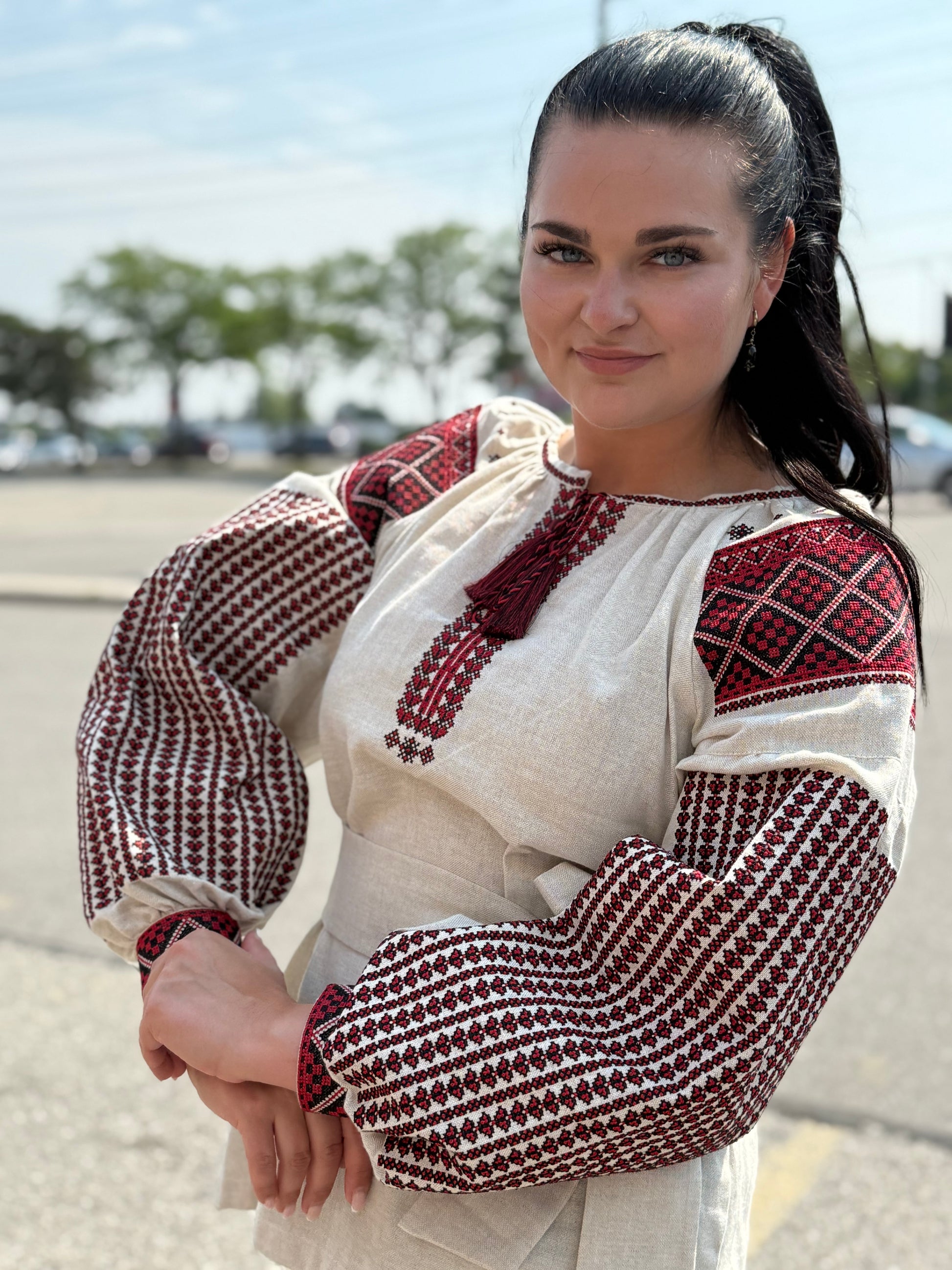 Women’s Vyshyvanka Linen Long Sleeve In Ukrainian Traditions