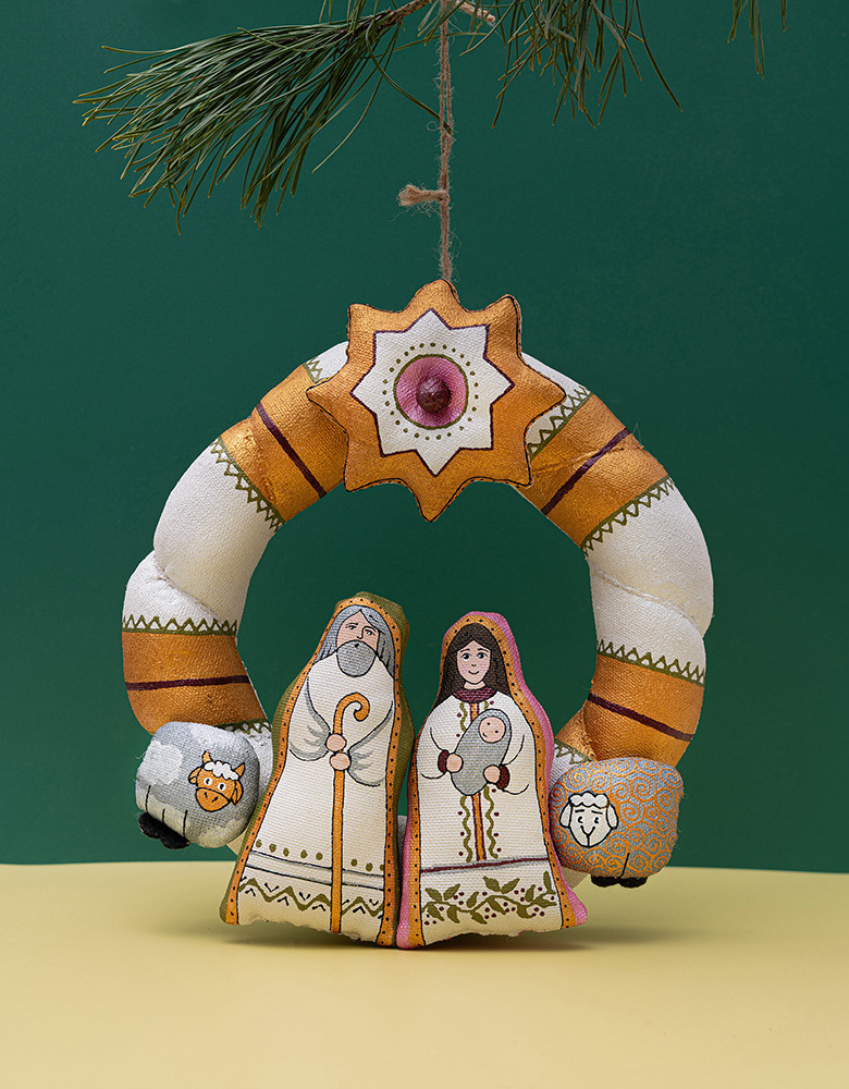 Christmas Silver Wreath 'Holy Family'