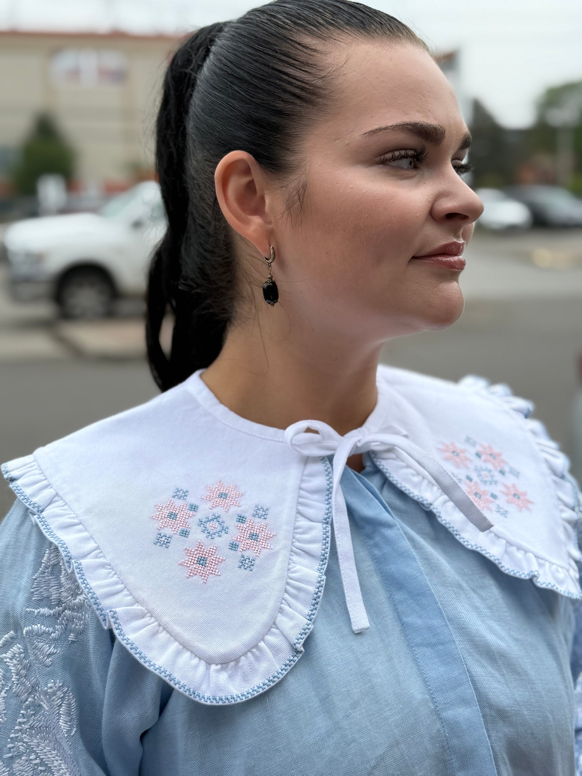 Women’s Collar with Geometric Ornament