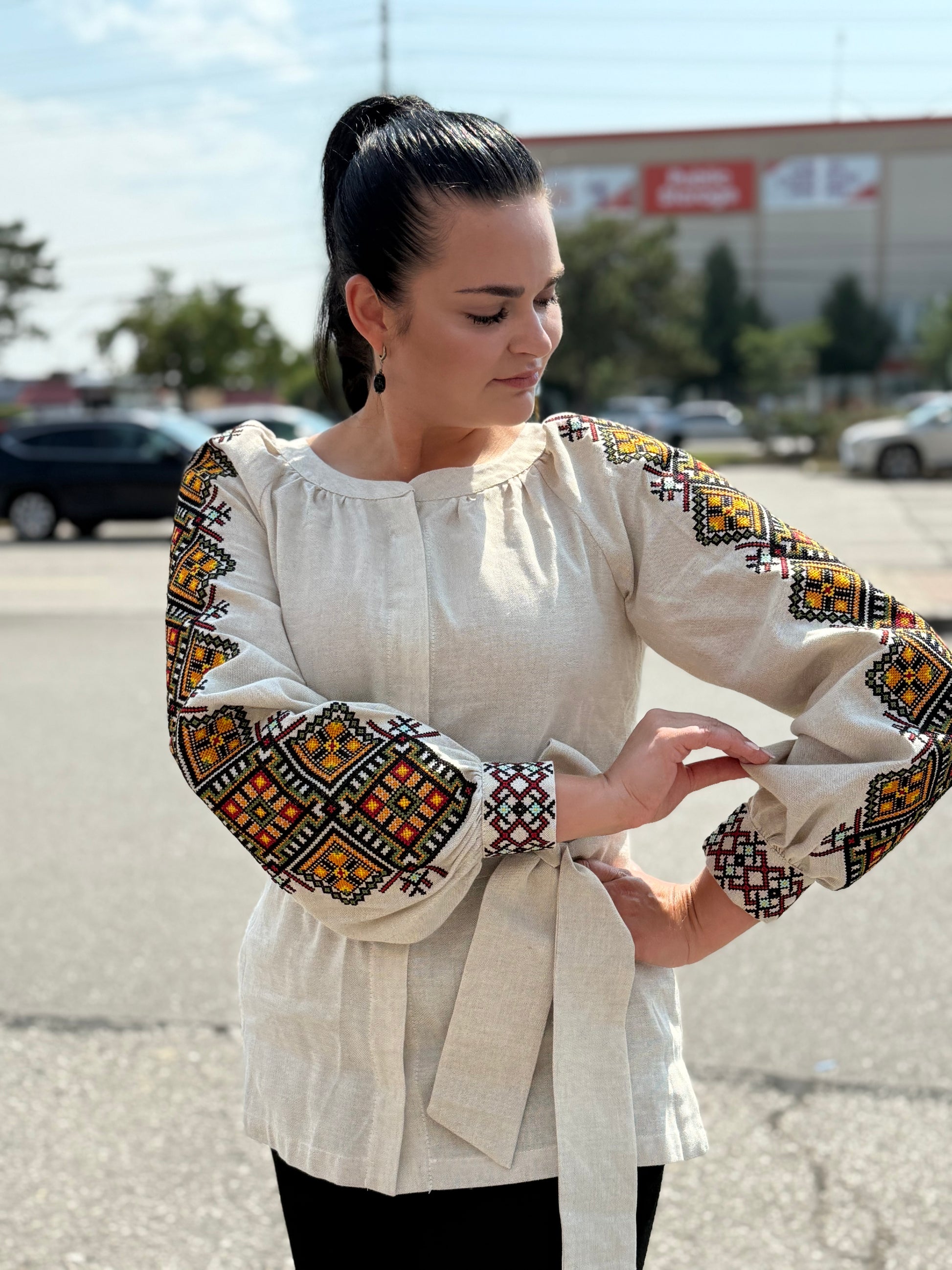 Women’s Vyshyvanka Linen Long Sleeve In Ukrainian Traditions