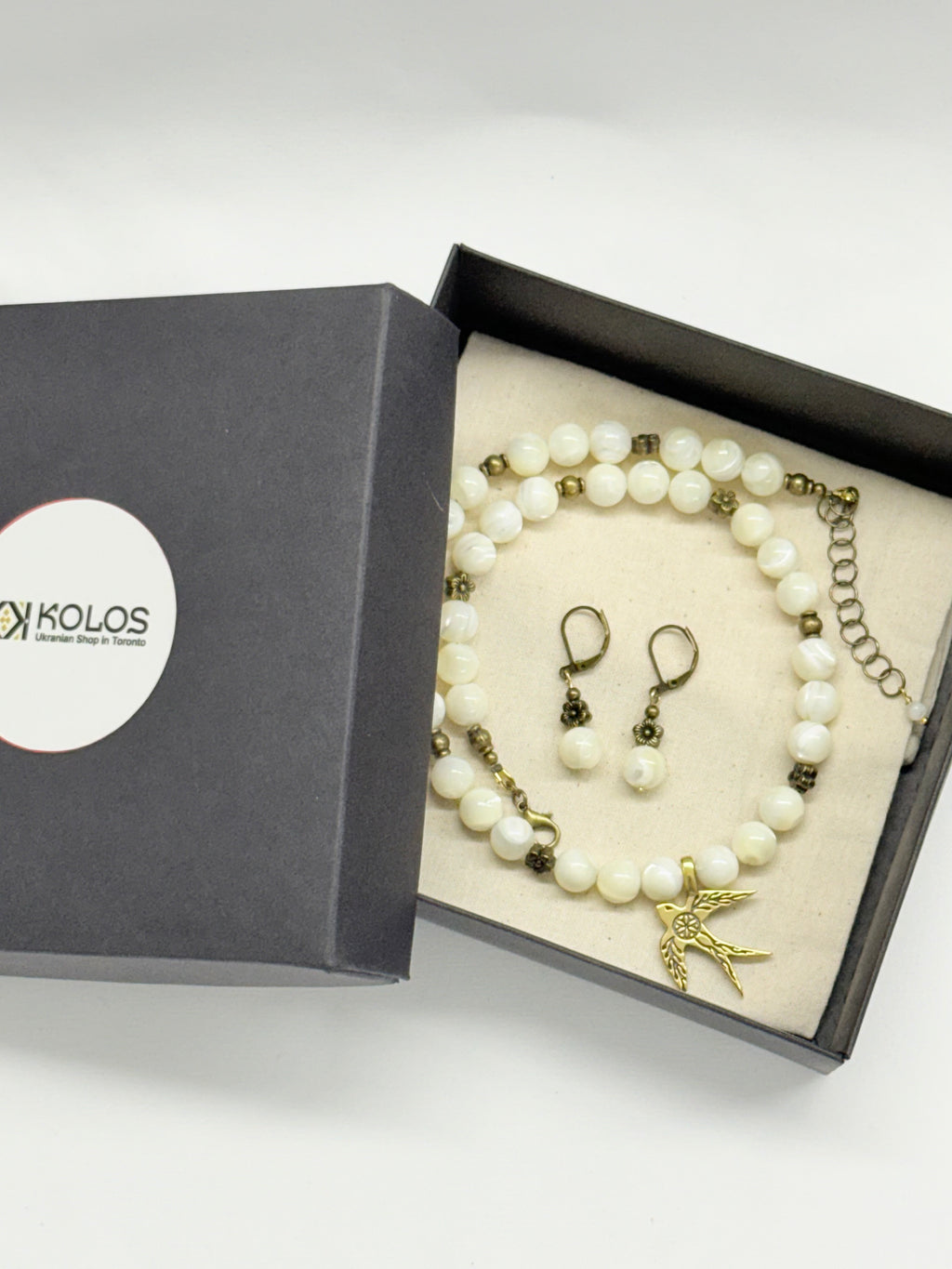 “Pryletily Lastivky” Necklace & Earrings Set