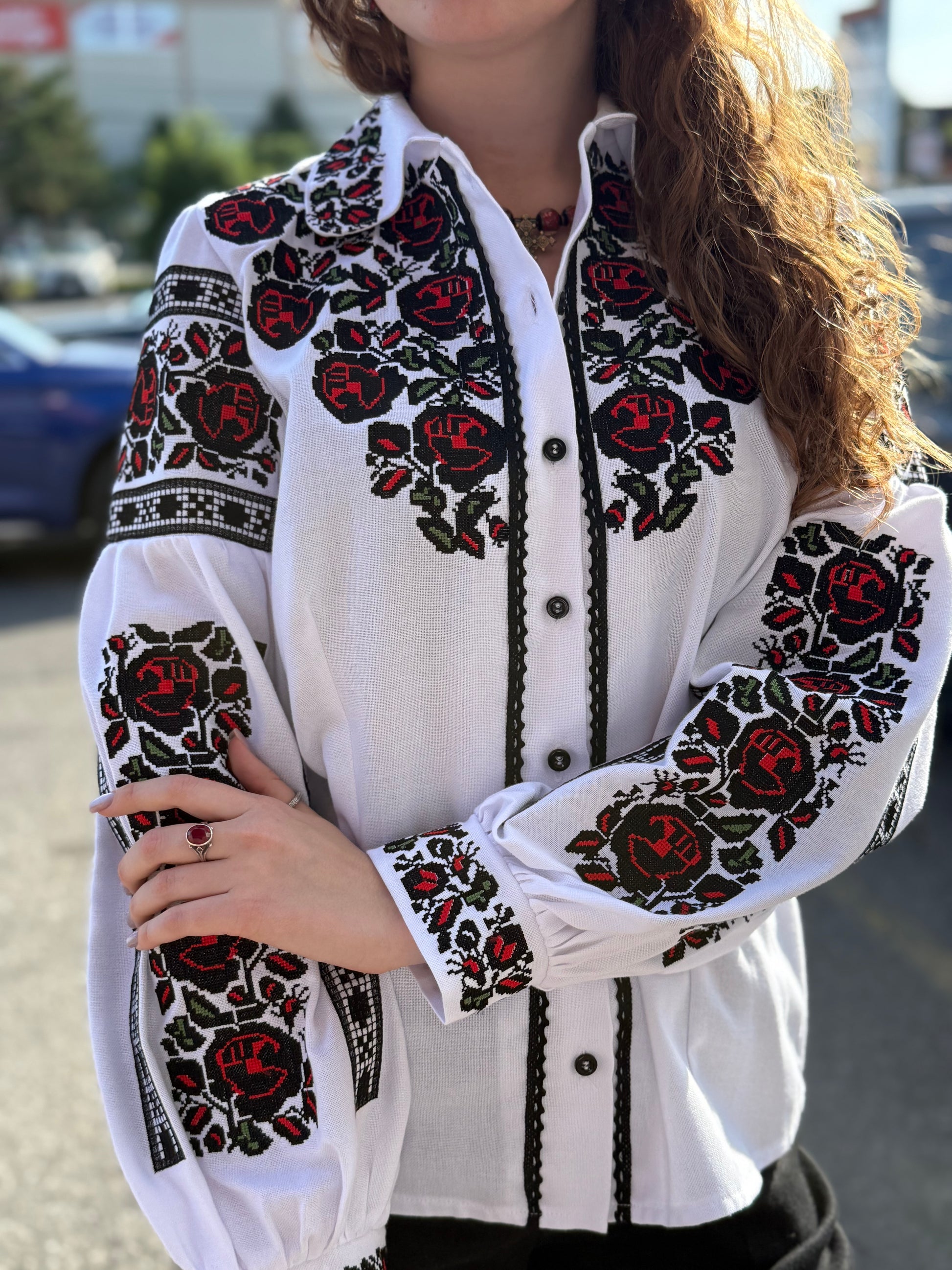 Women’s Embroidered Shirt "Bud" – White Ukrainian Vyshyvanka with Red and Black Rose Embroidery