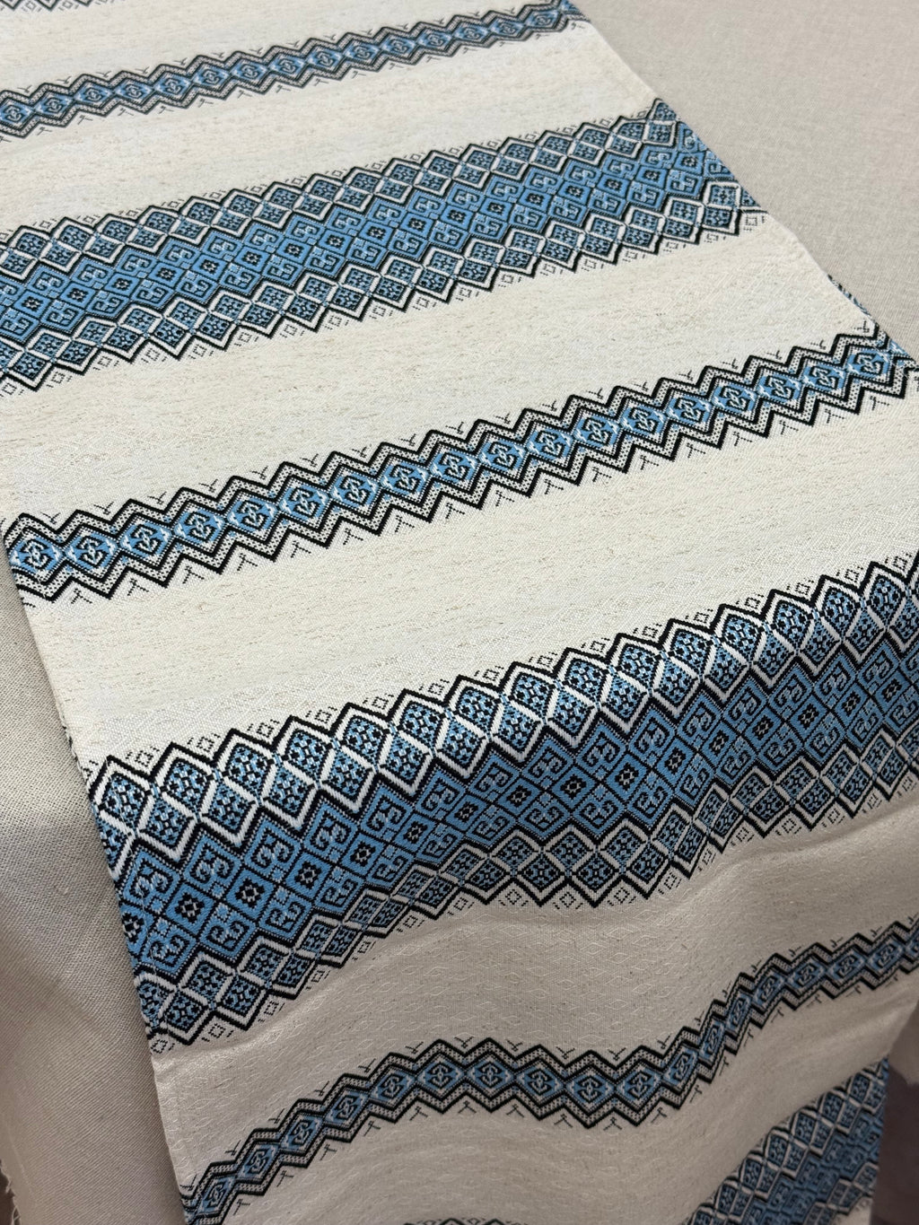 Woven Tablecloth With Traditional Ornament Blue