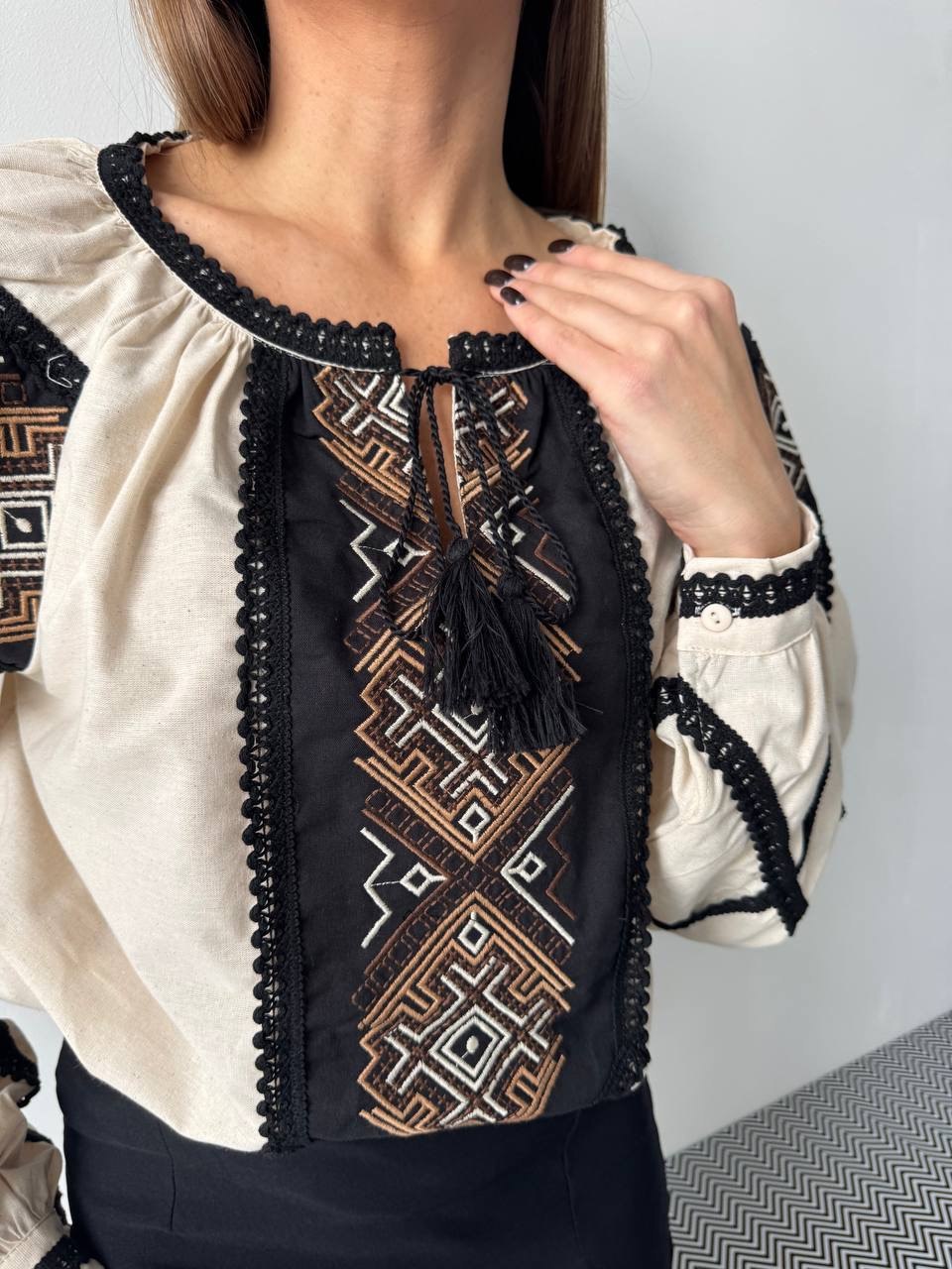 Women's Geometric Embroidered Blouse with Black Lace – Ivory