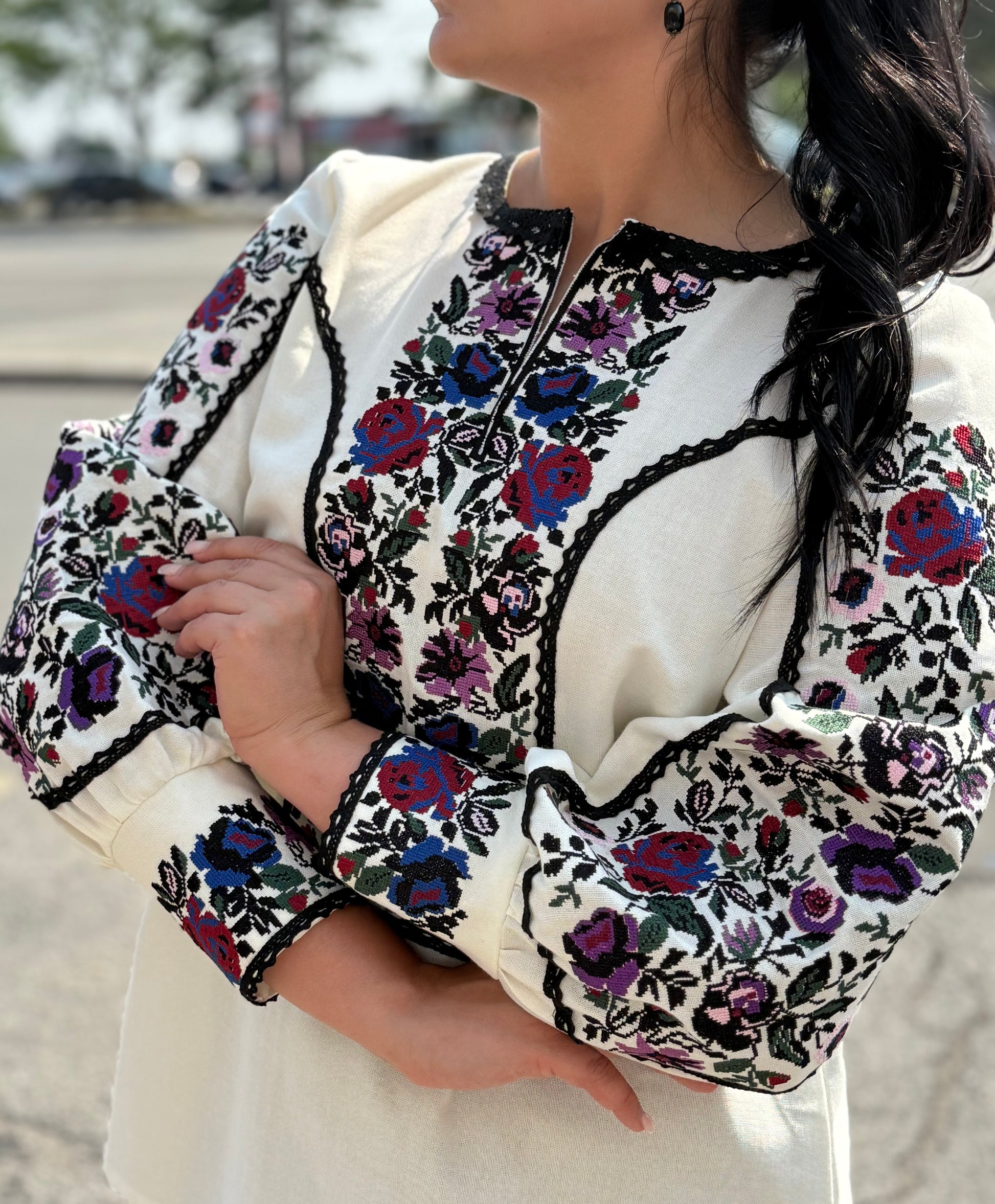 Women’s Embroidered Shirt "Kucheriava" – Crem Ukrainian Vyshyvanka with Floral Motifs