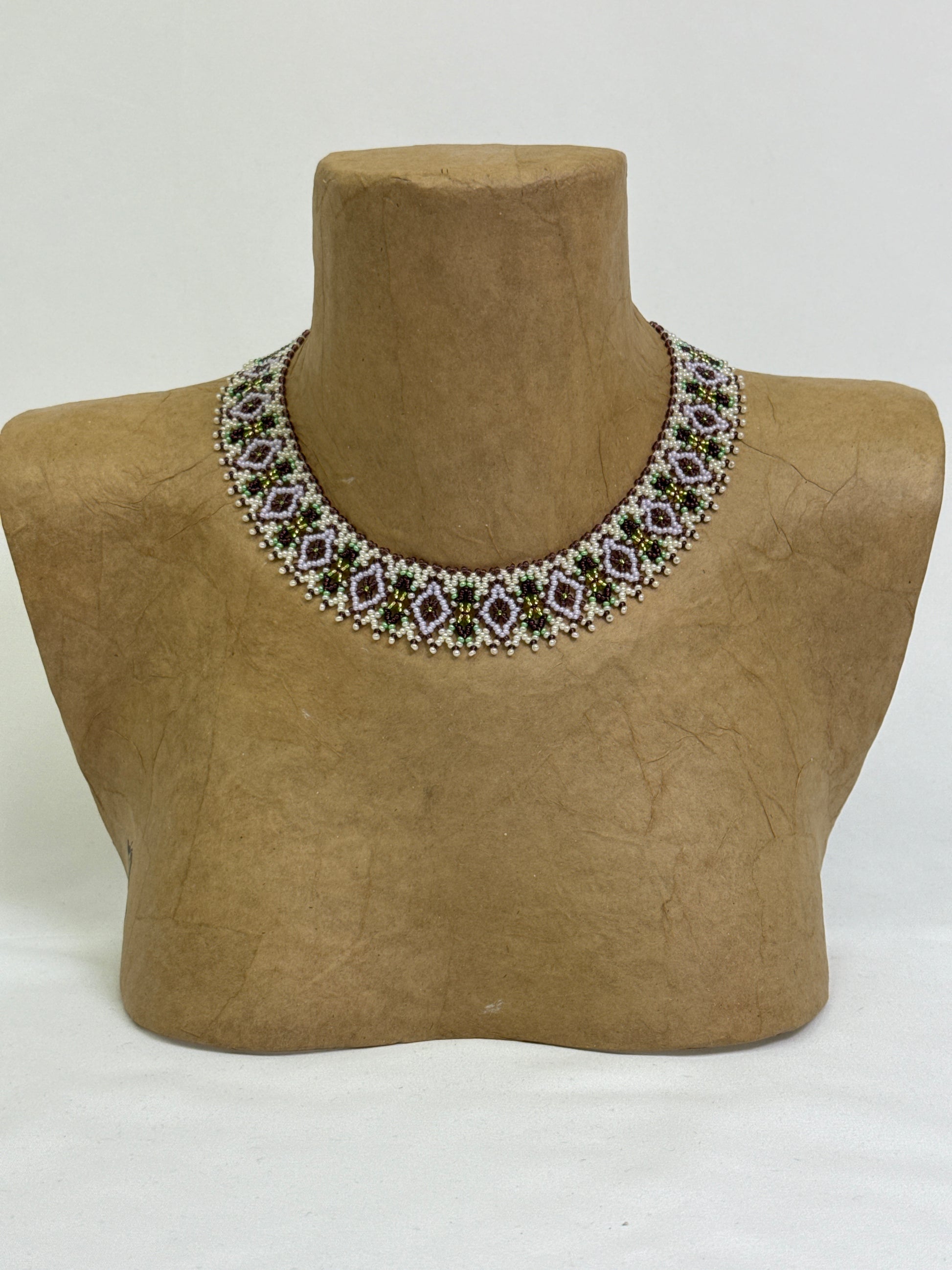 Beaded Necklace "Lilac"
