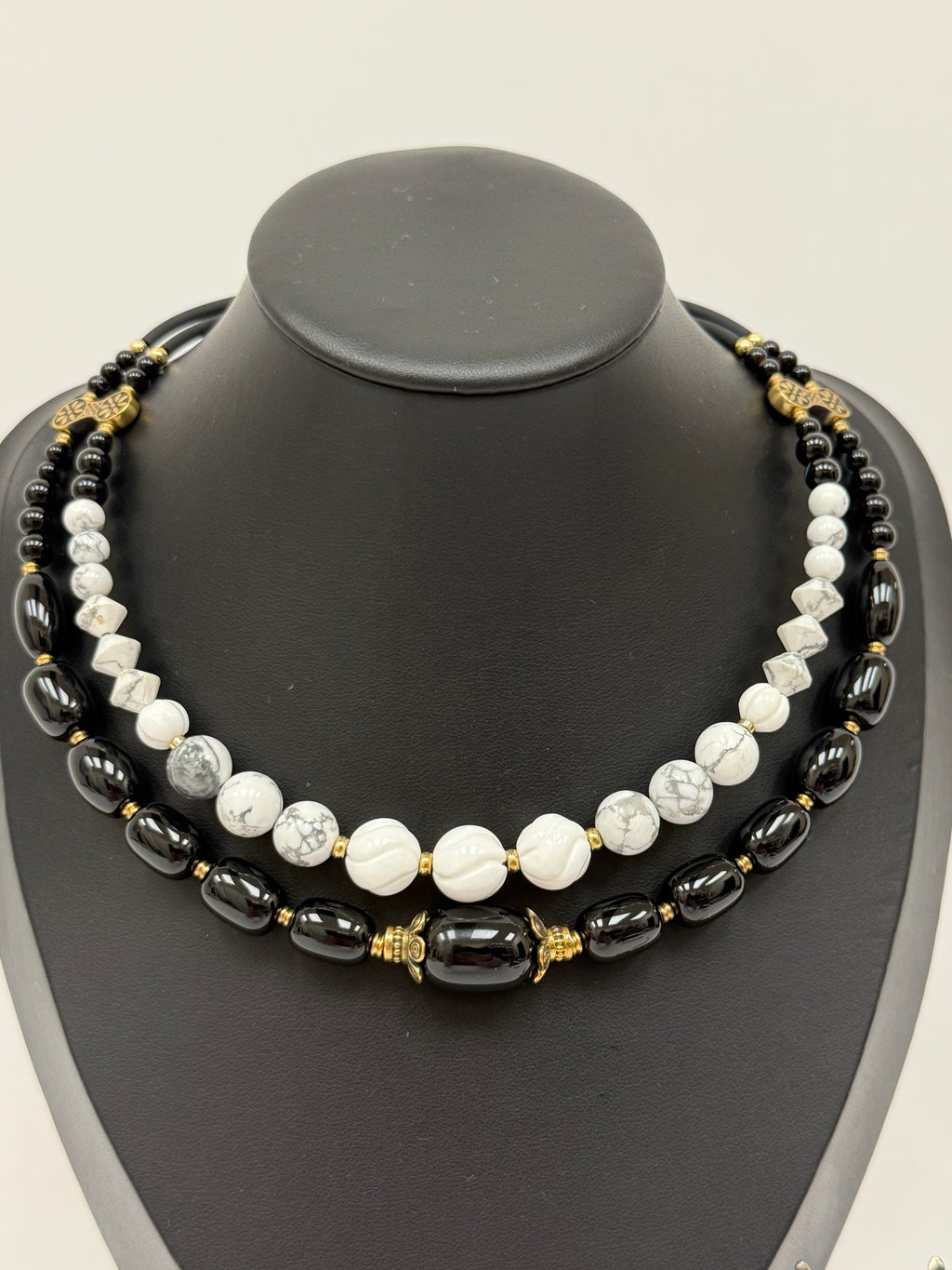 Double-Strand Choker – Black Agate, White Howlite & Brass Beads