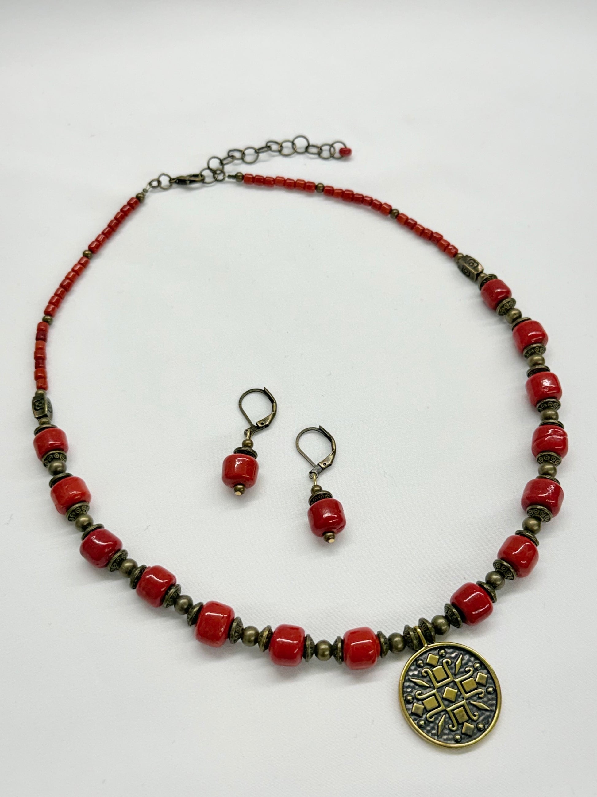 “Kryzhyk” Coral Necklace & Earrings Set
