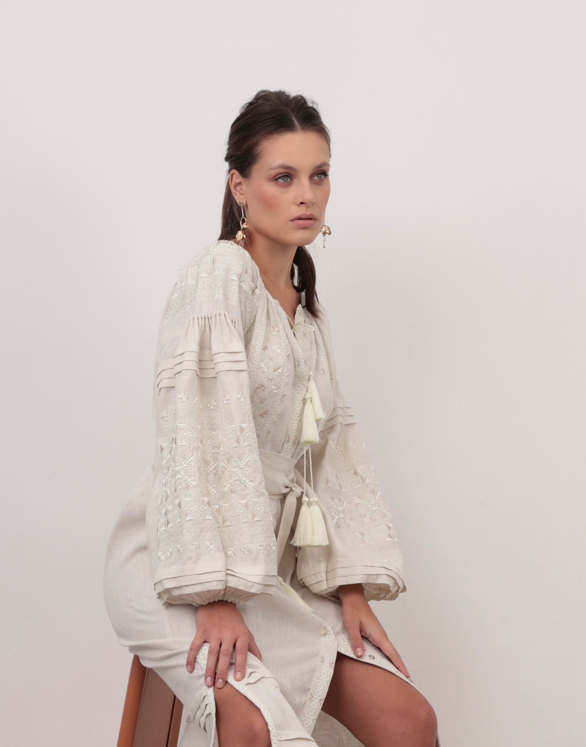 Cream linen dress “Zoriana”
