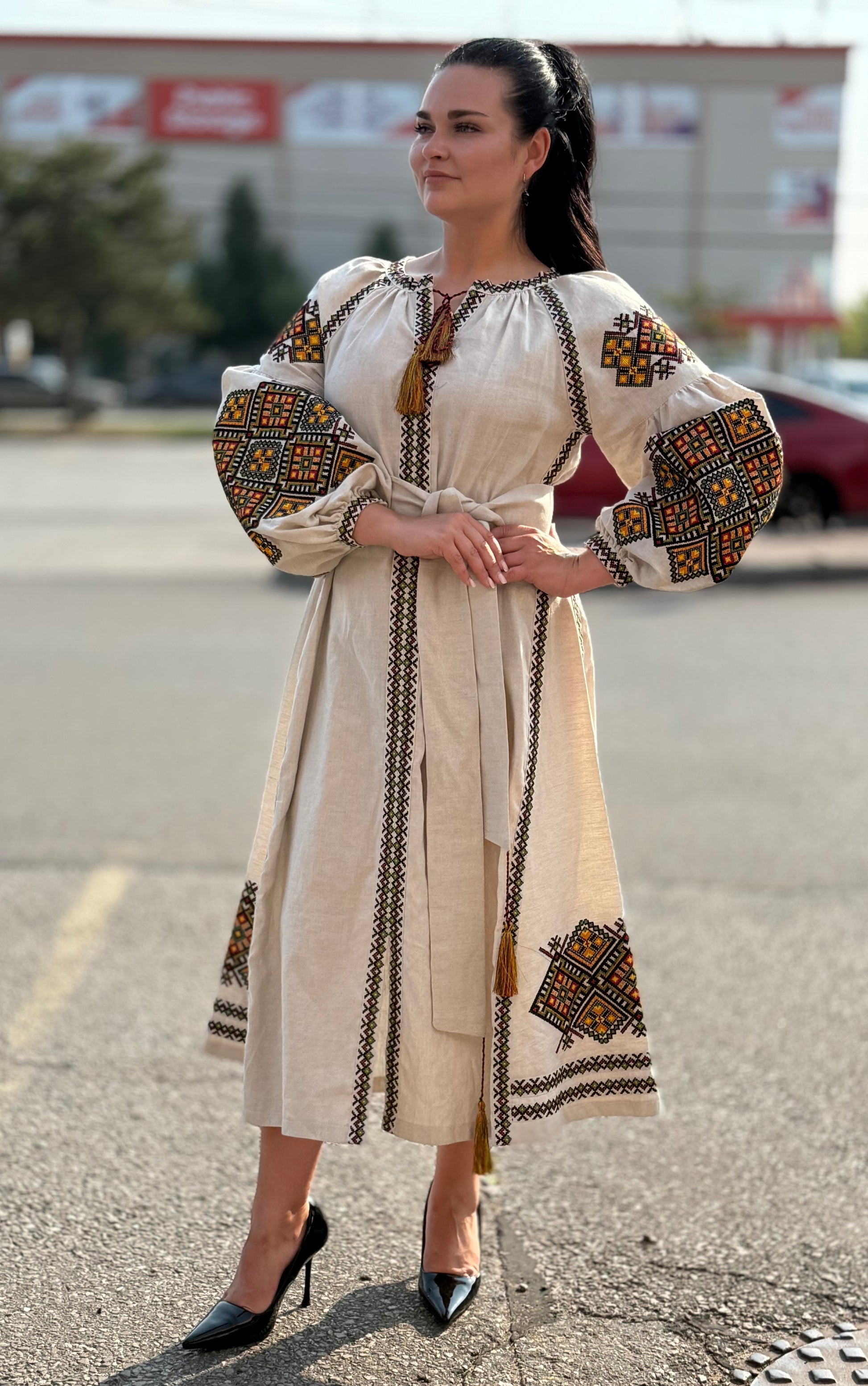 Embroidered dress "Carpathian"