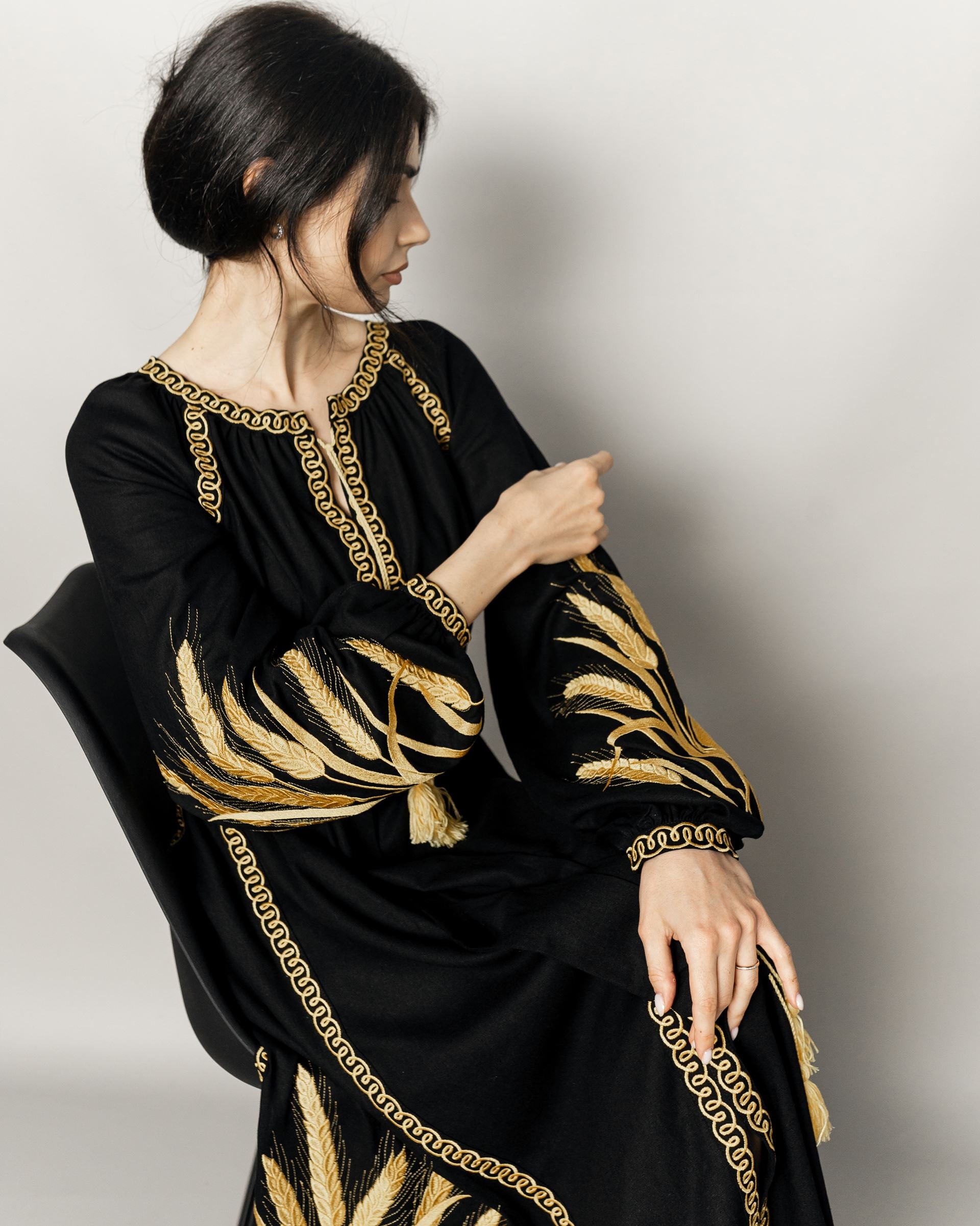 Designer dress "Colossus" (black)