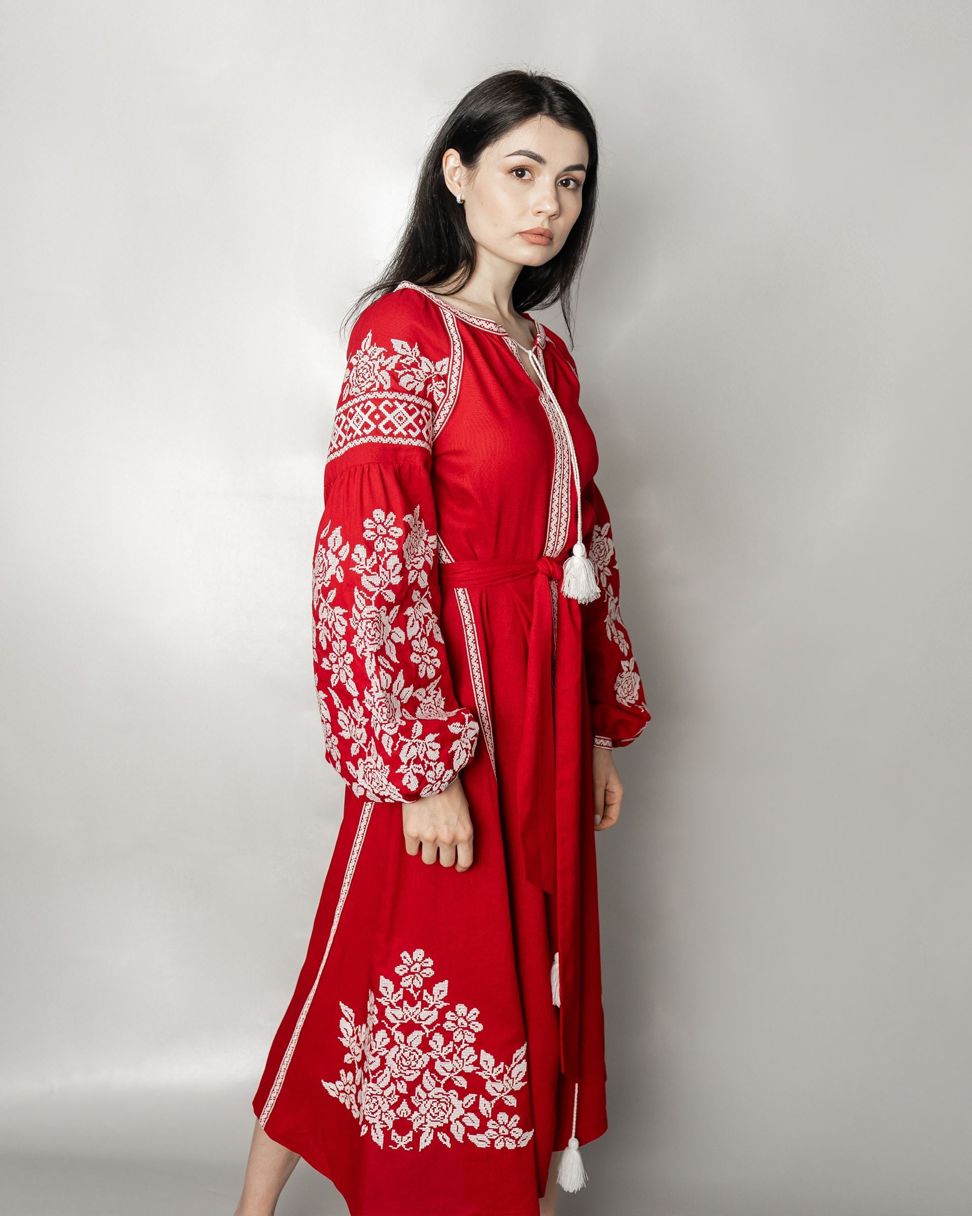 Embroidered dress "Ruta"