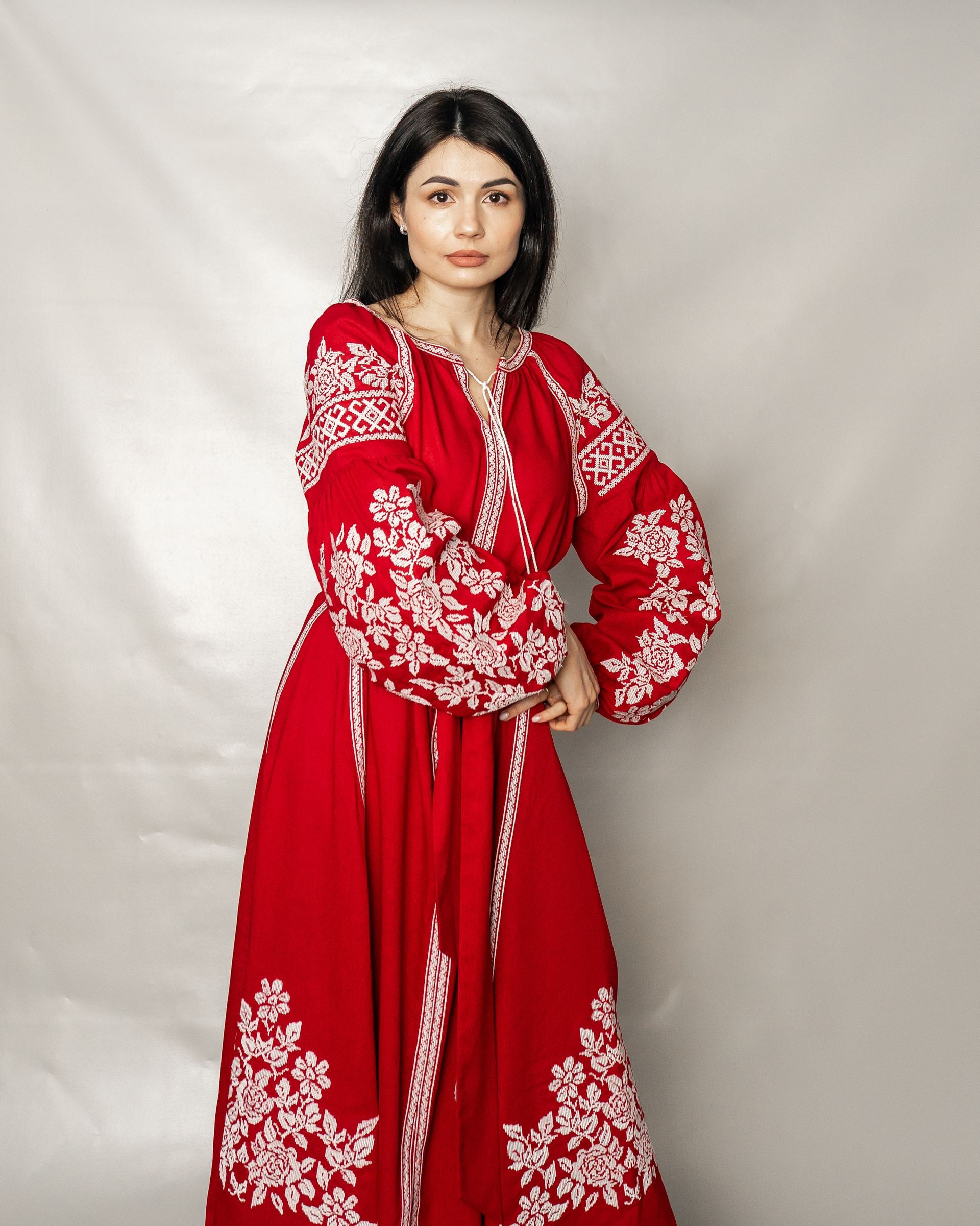 Embroidered dress "Ruta"
