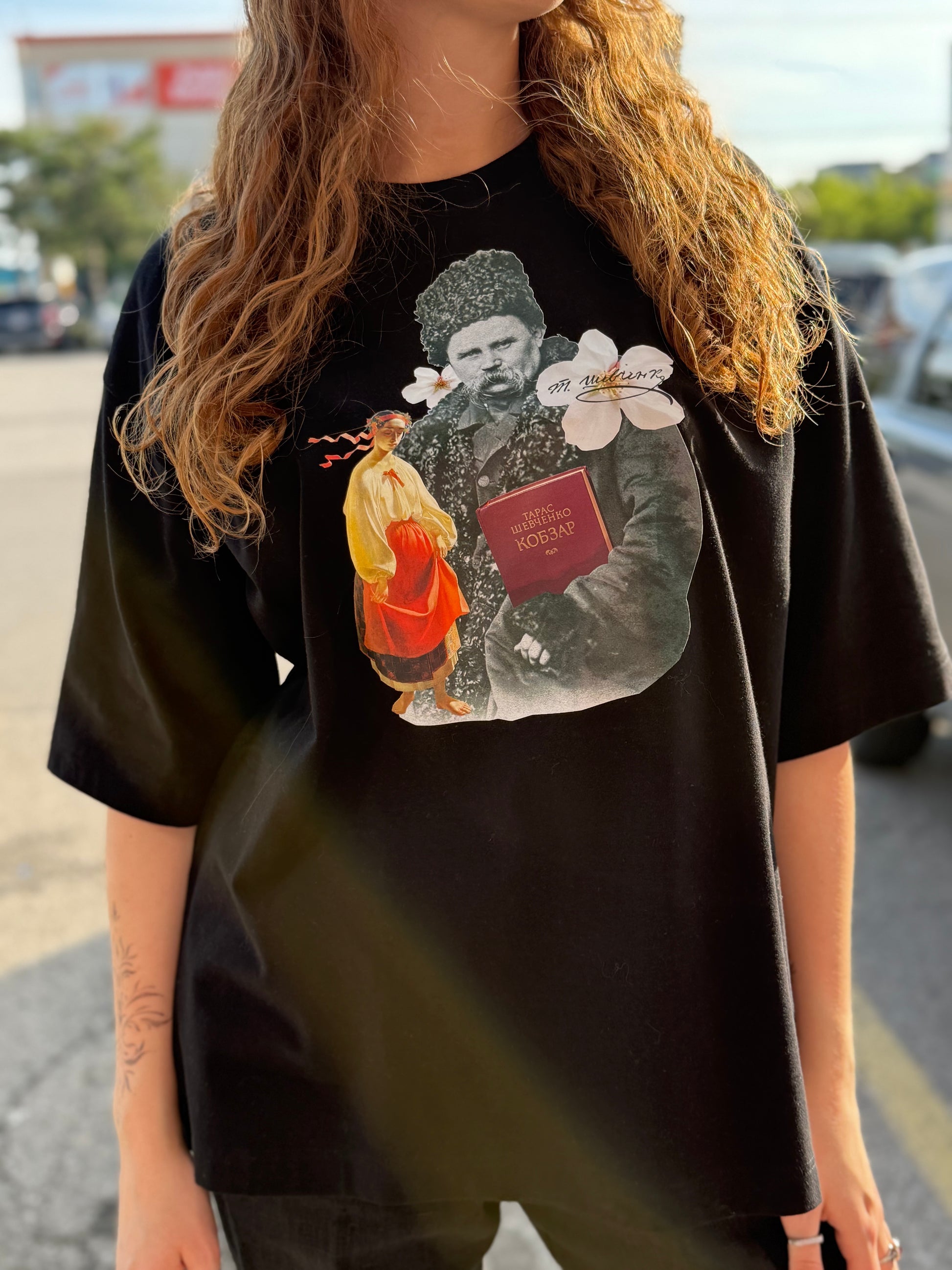Unisex T-shirt with Taras Shevchenko Print Black