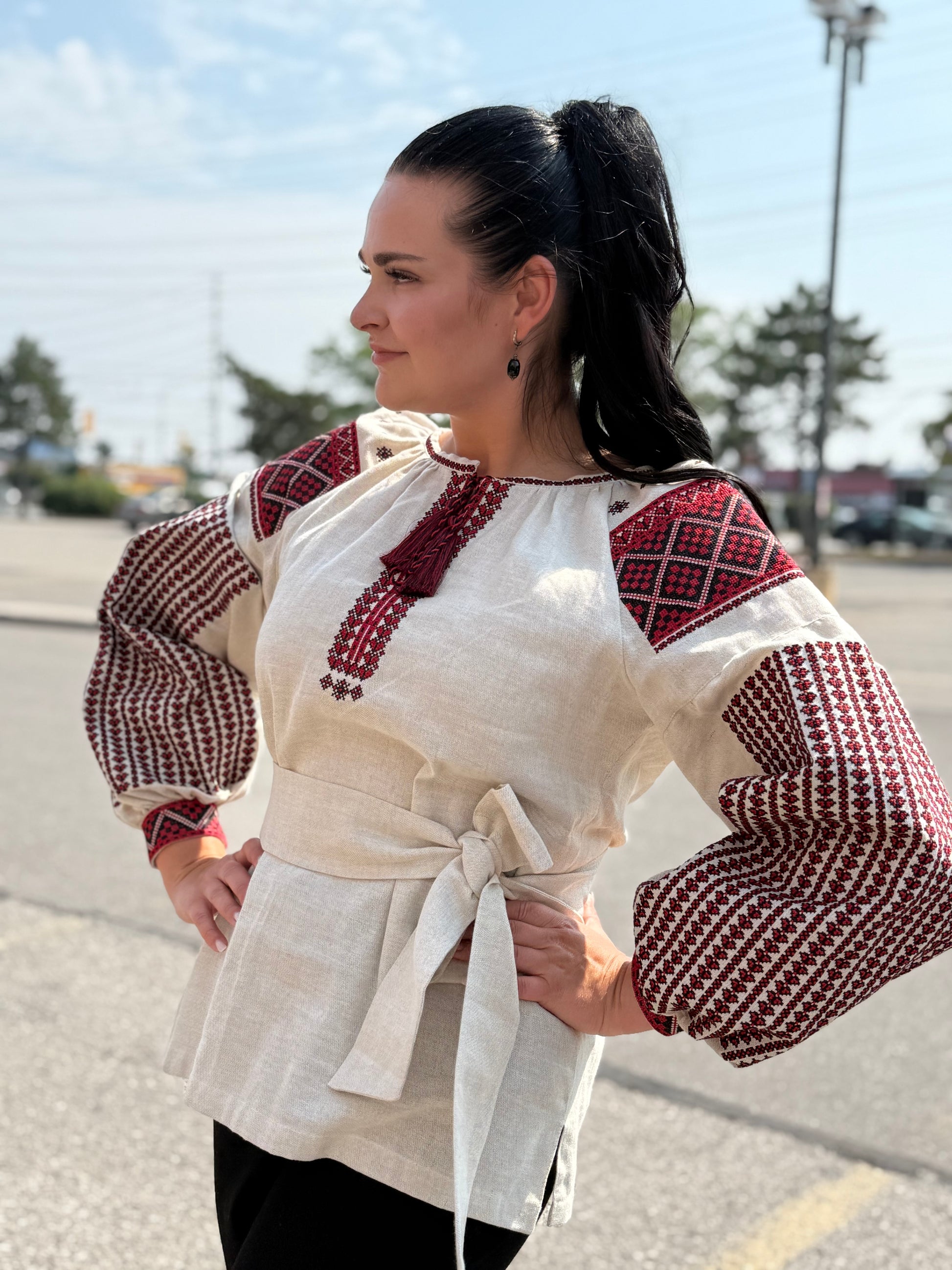 Women’s Vyshyvanka Linen Long Sleeve In Ukrainian Traditions