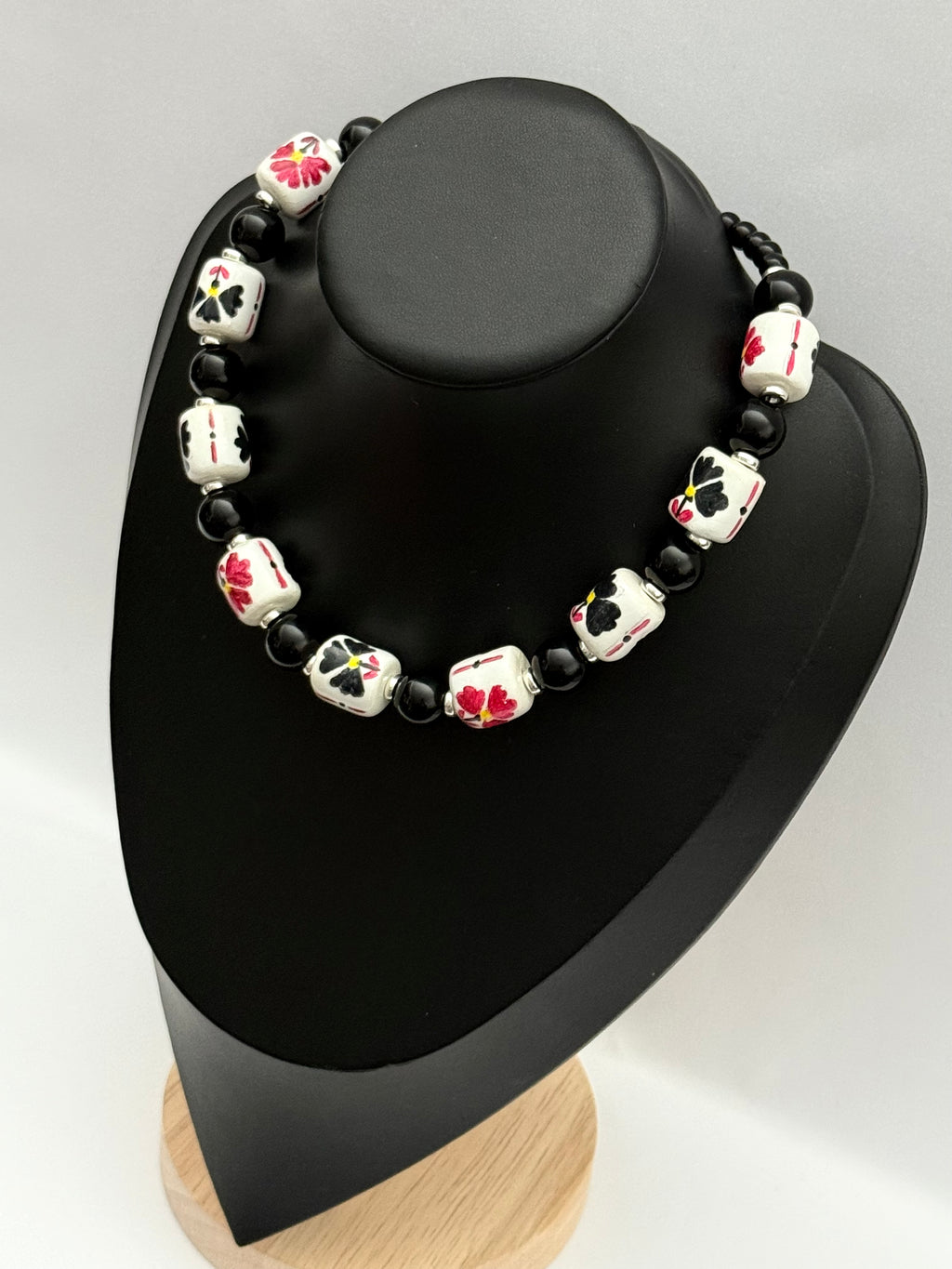 Single-Strand Onyx Choker with Handmade Ceramics Beads