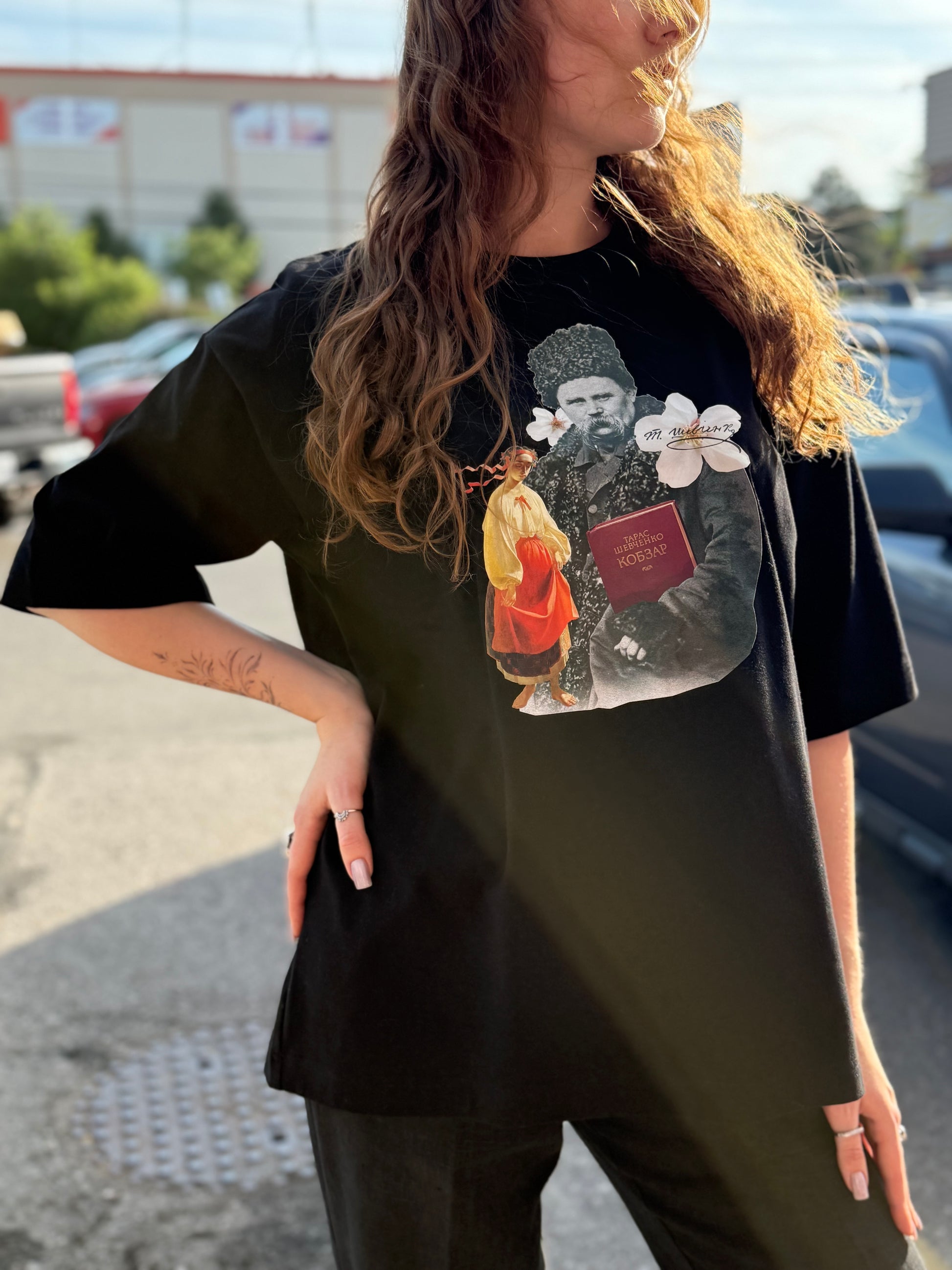 Unisex T-shirt with Taras Shevchenko Print Black