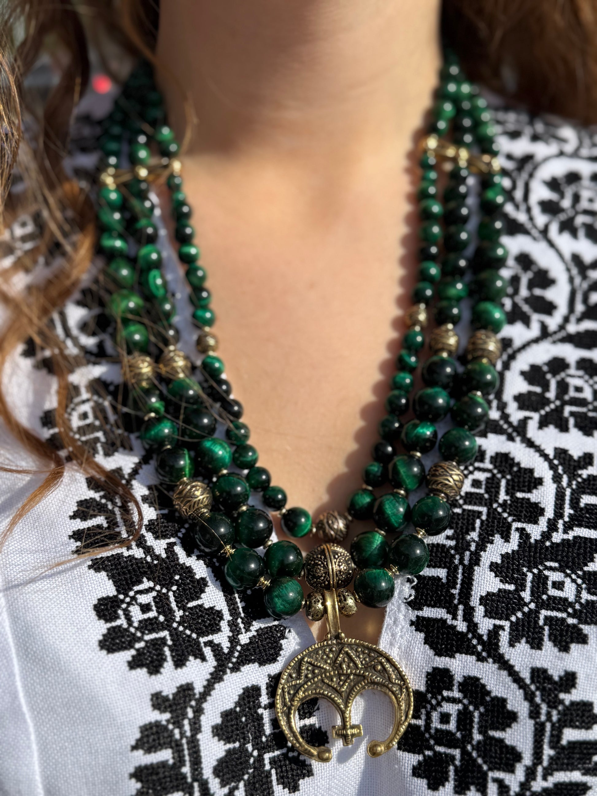 Natural Green Tiger's Eye Stone Necklace with Brass Pendant and Beads