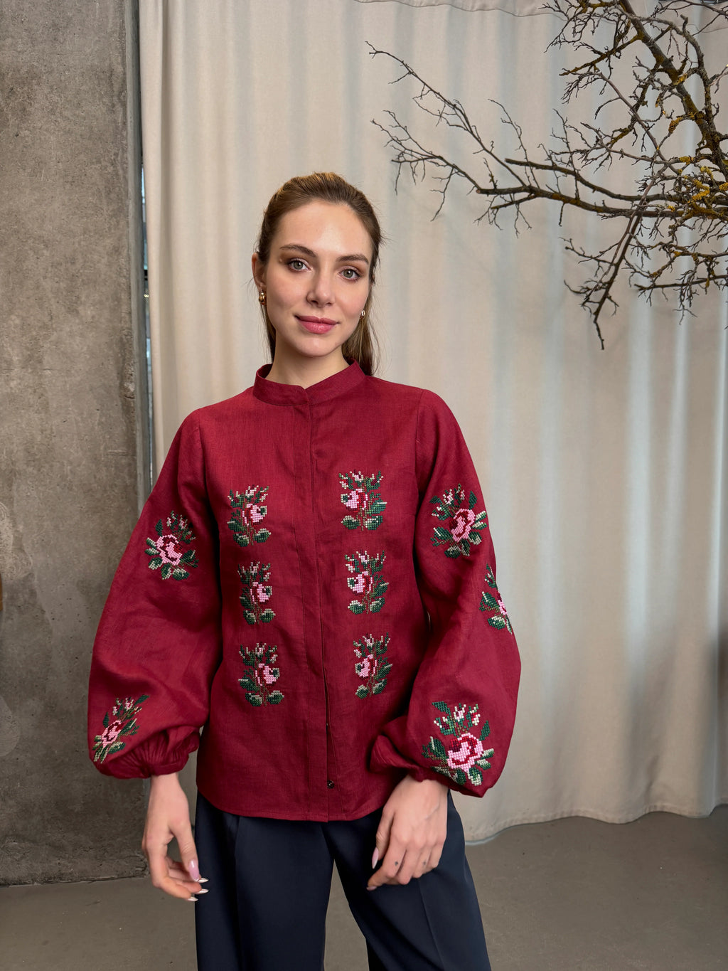 Pavla Floral Embroidered Blouse – Burgundy