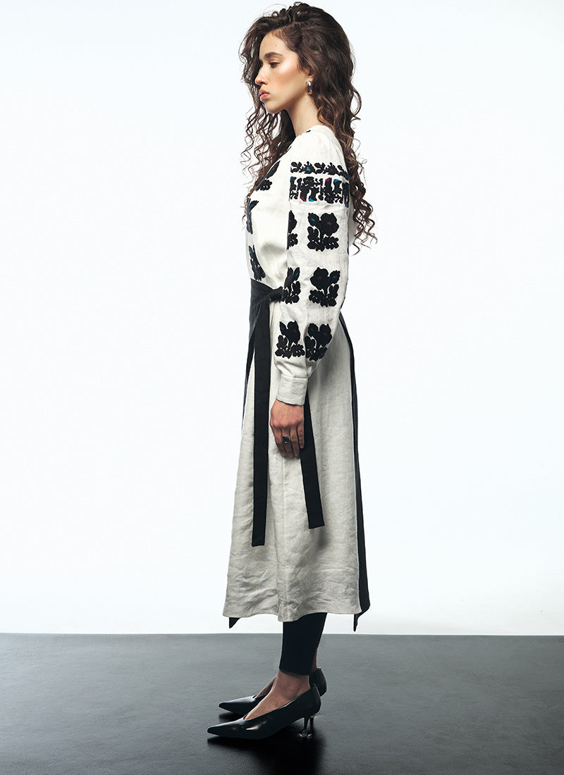 “Dzvin” Linen Embroidered Dress