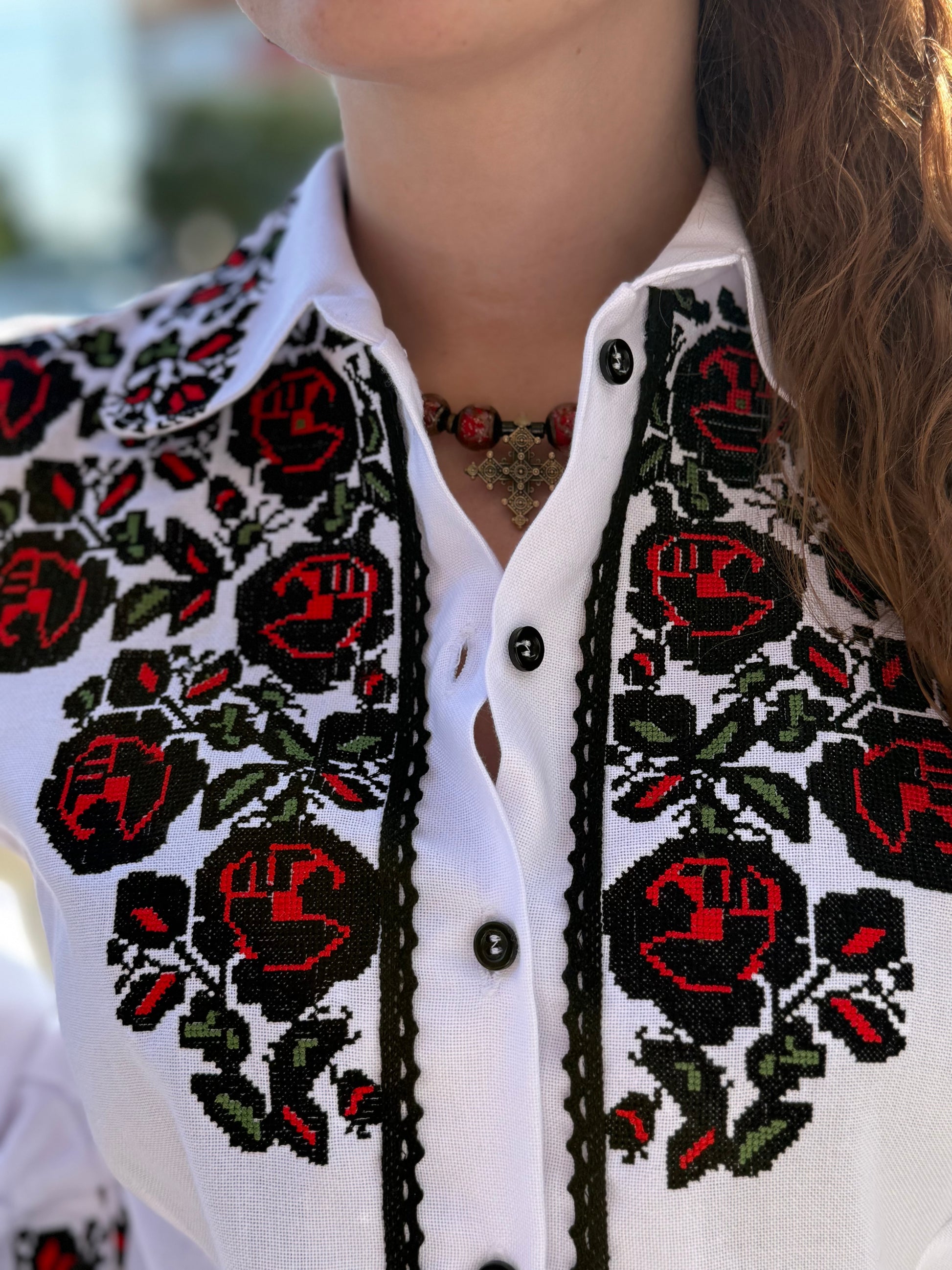 Women’s Embroidered Shirt "Bud" – White Ukrainian Vyshyvanka with Red and Black Rose Embroidery